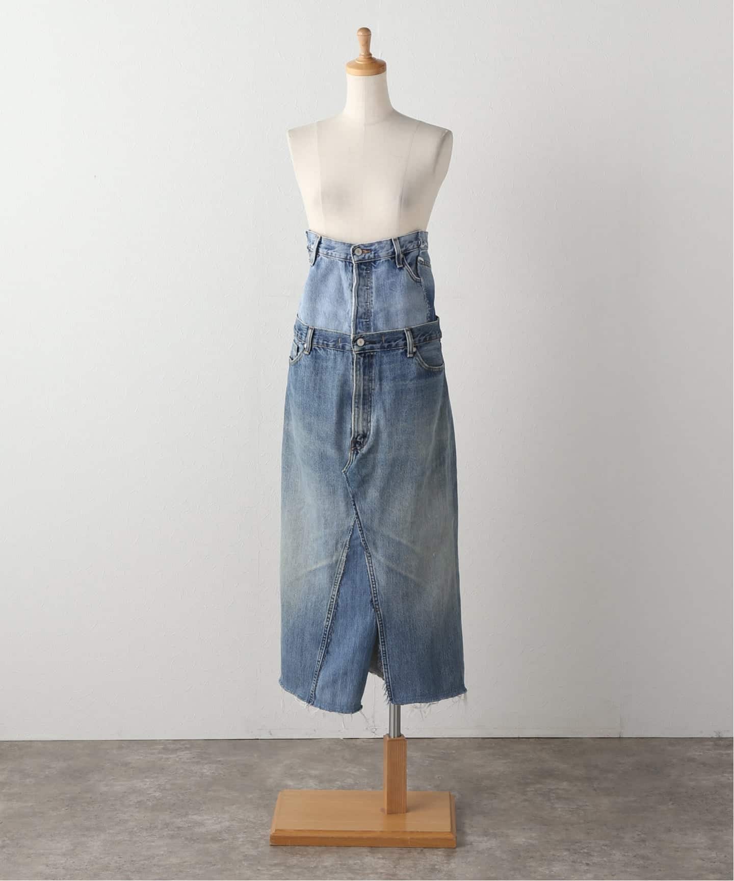 QUIITO W WAIST I LINE SK Q26S-S128：デニムスカート（デニムスカート