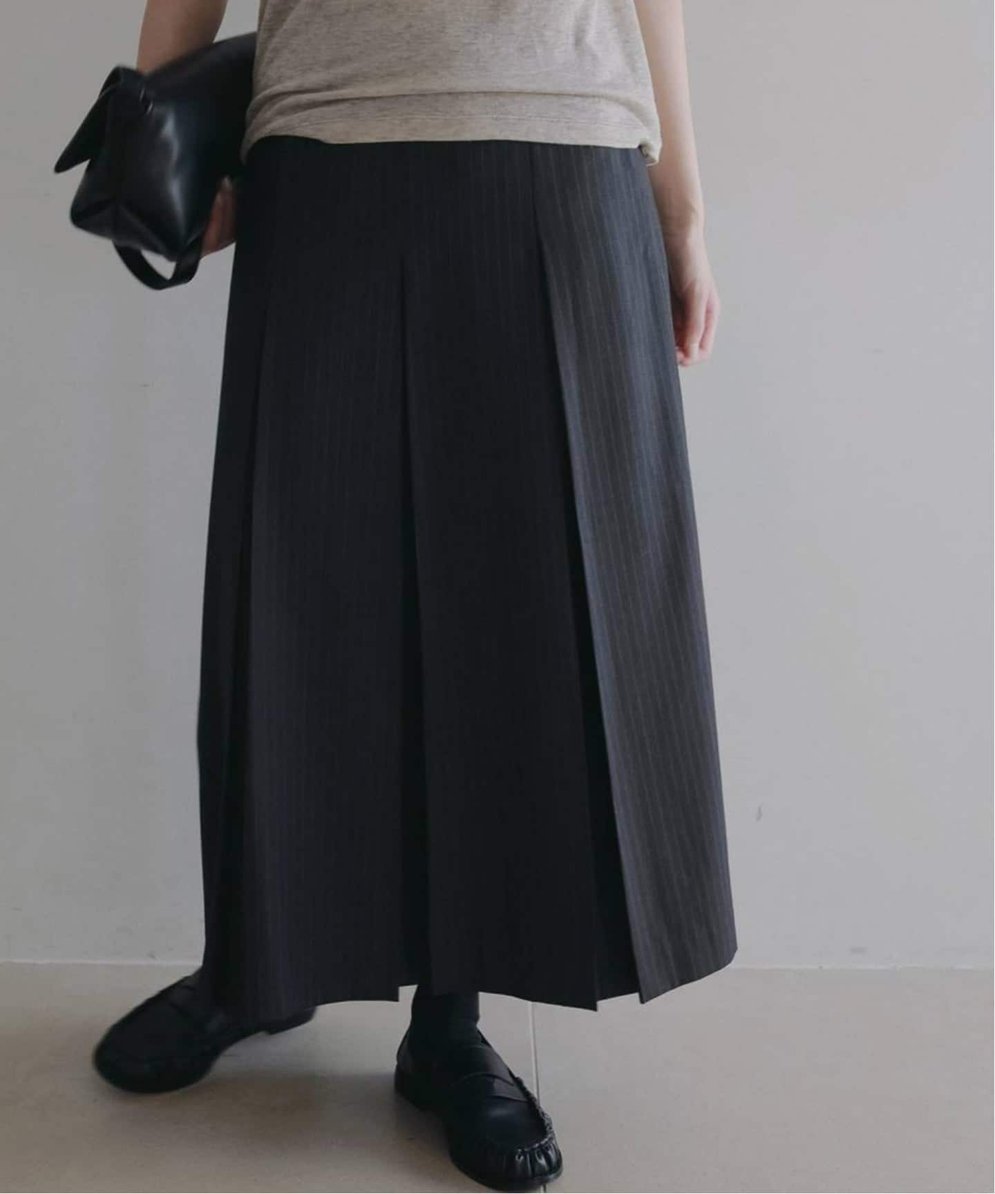 anuke Stripe Pleats Skirt（ひざ丈スカート）｜BOICE FROM BAYCREW'S