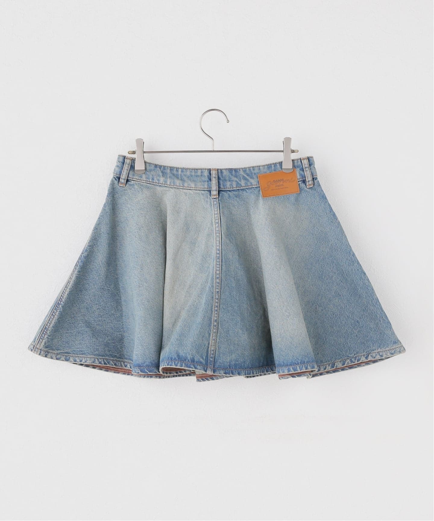 GANNI / ガニー Tint Rigid Denim Mini Skirt（ミニスカート）｜UBY