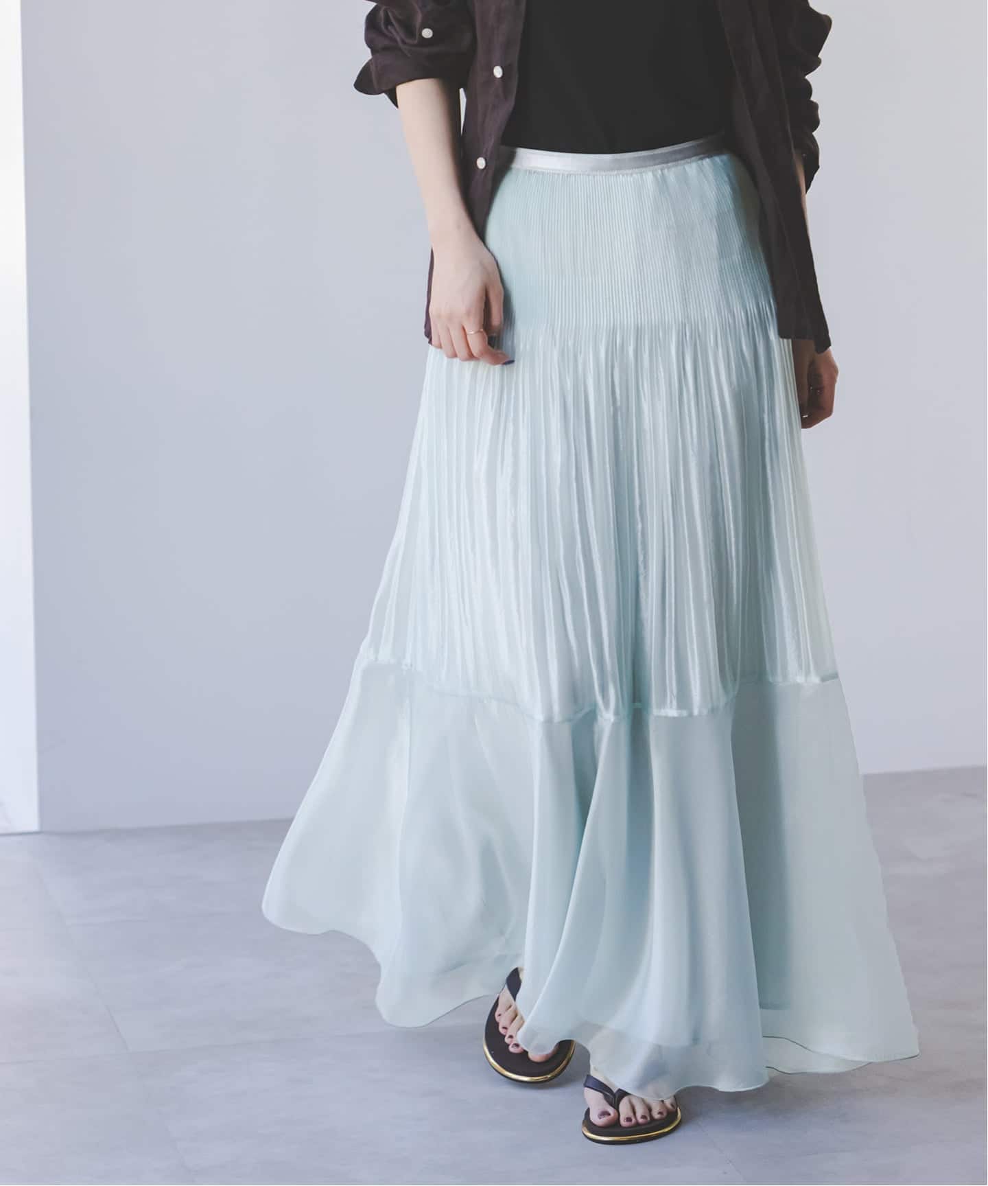 LOEFF オーガンジー ロングスカート LOEFF（ロエフ）の「＜LOEFF＞バックスリット オーガンジー スカート