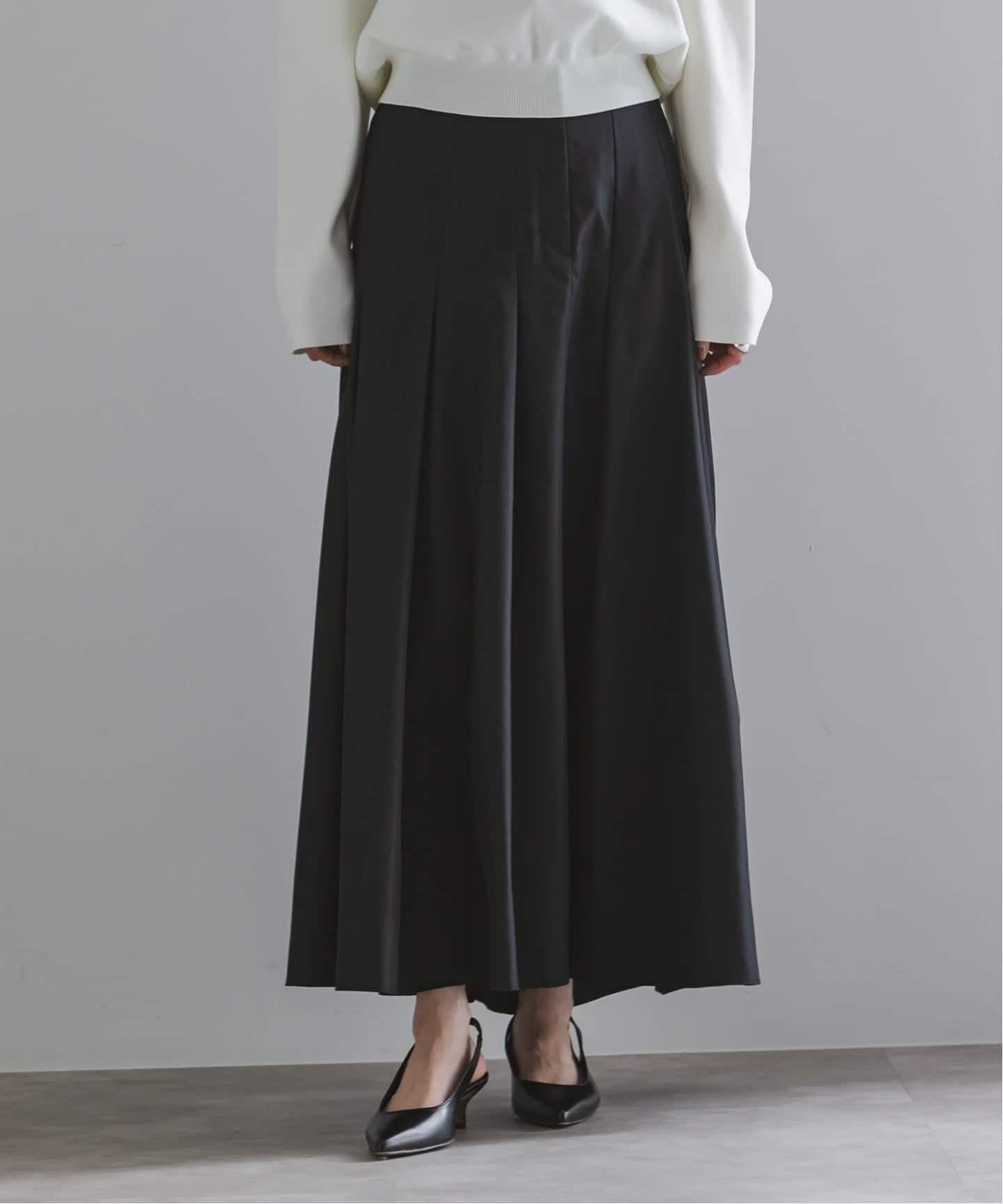 noble タフタロングスカート新品未使用品です Noble - noble ヴィンテージタフタロングスリットスカートの通販 by y