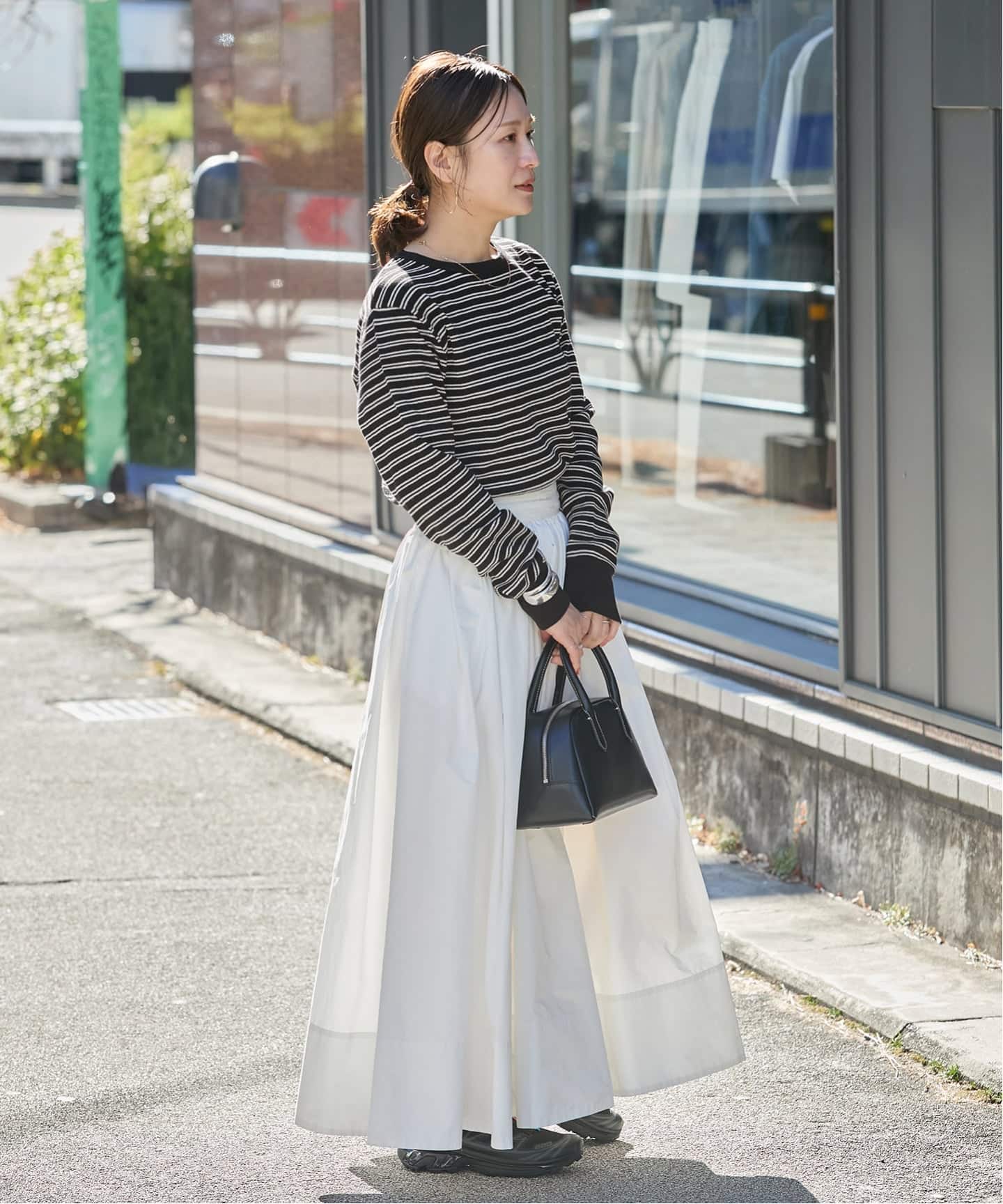 メモリータフタボリュームスカート（ロング・マキシ丈スカート