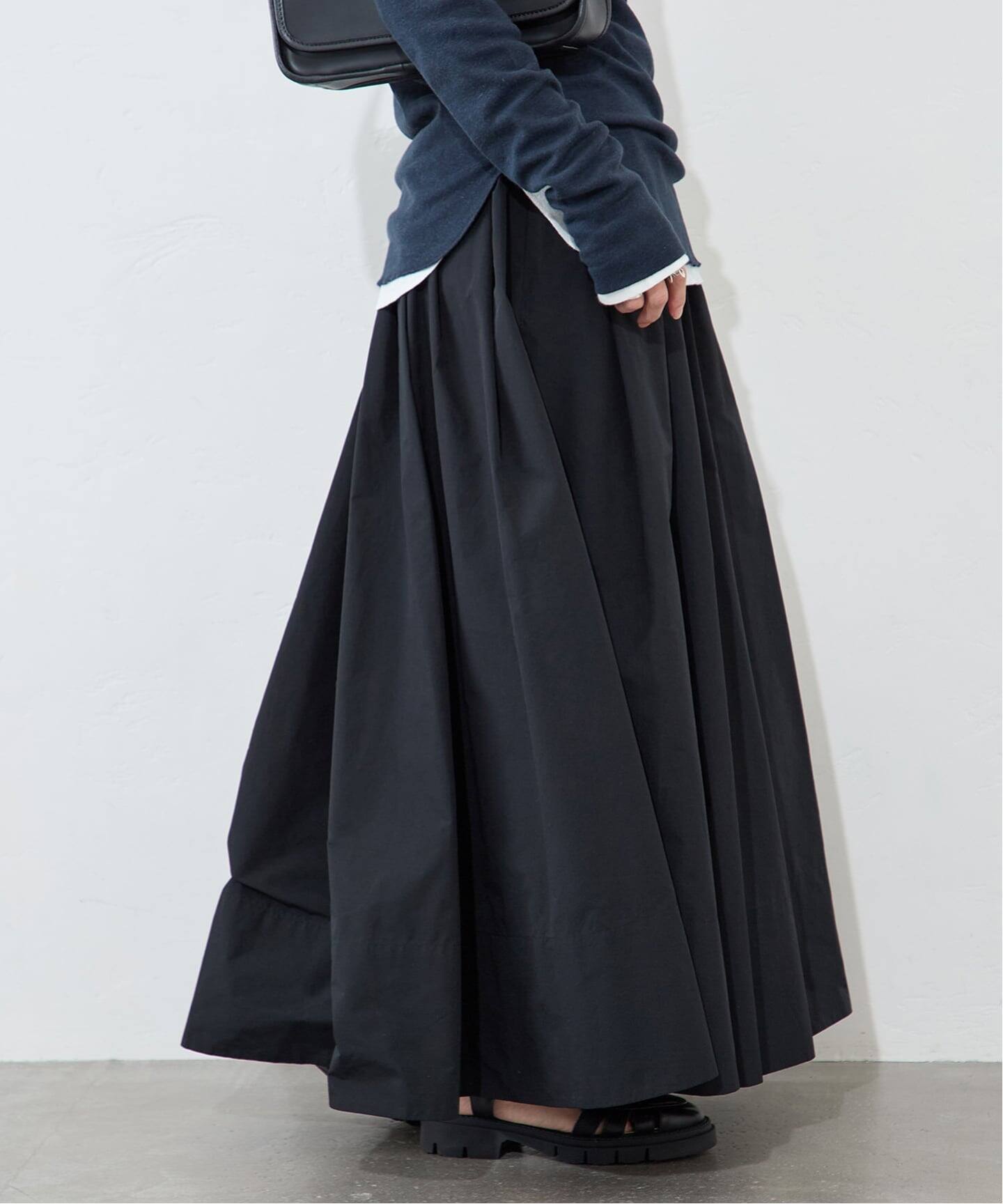 新品タグ付き♡JOURNAL STANDARD♡メモリータフタボリュームスカート メモリータフタボリュームスカート（ロング・マキシ丈スカート