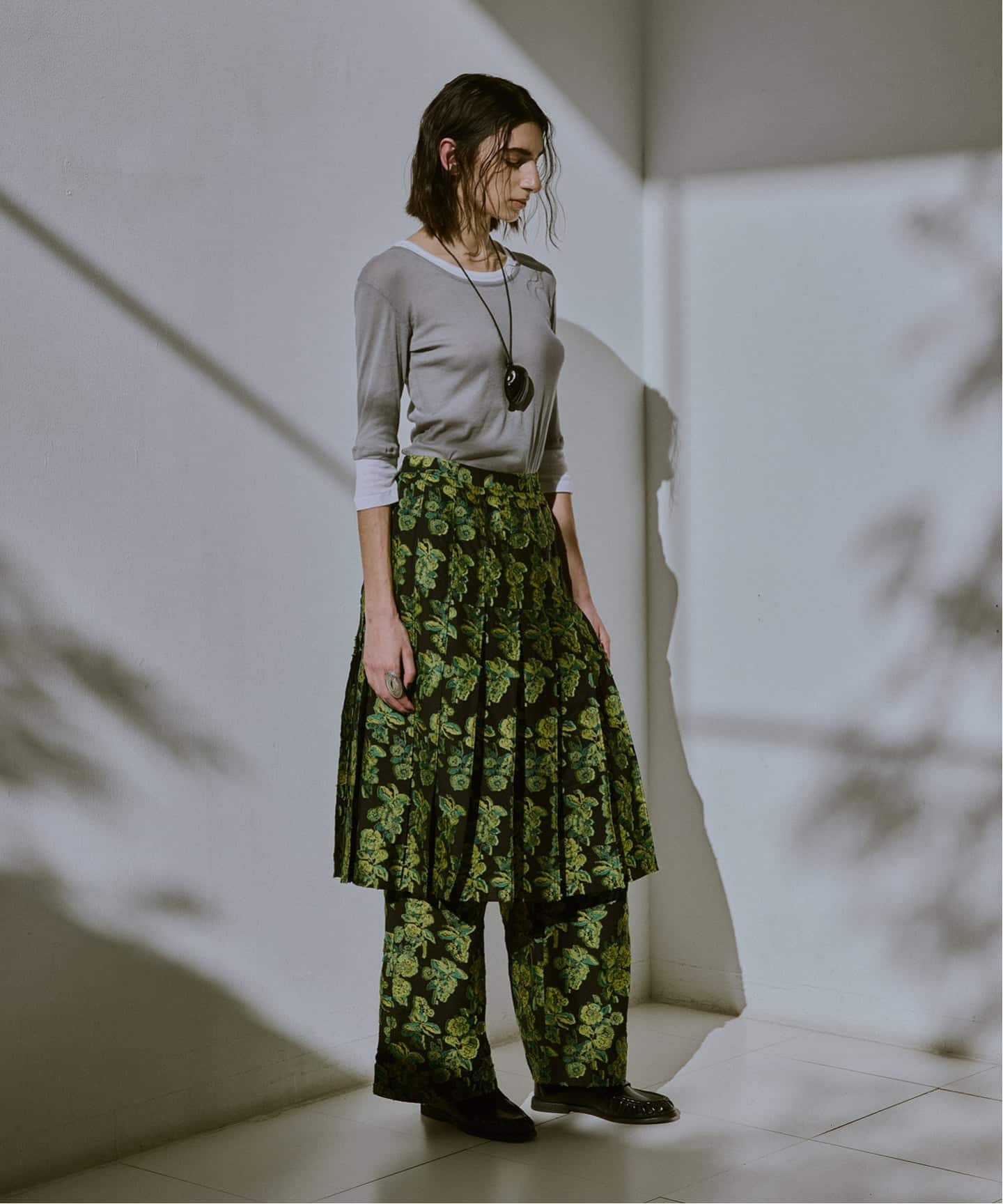 【TOLIGHT×JOURNALSTANDARD】 フラワーラップスカート 追加》【TOLIGHT×JOURNALSTANDARD】 フラワーモチーフラップスカート