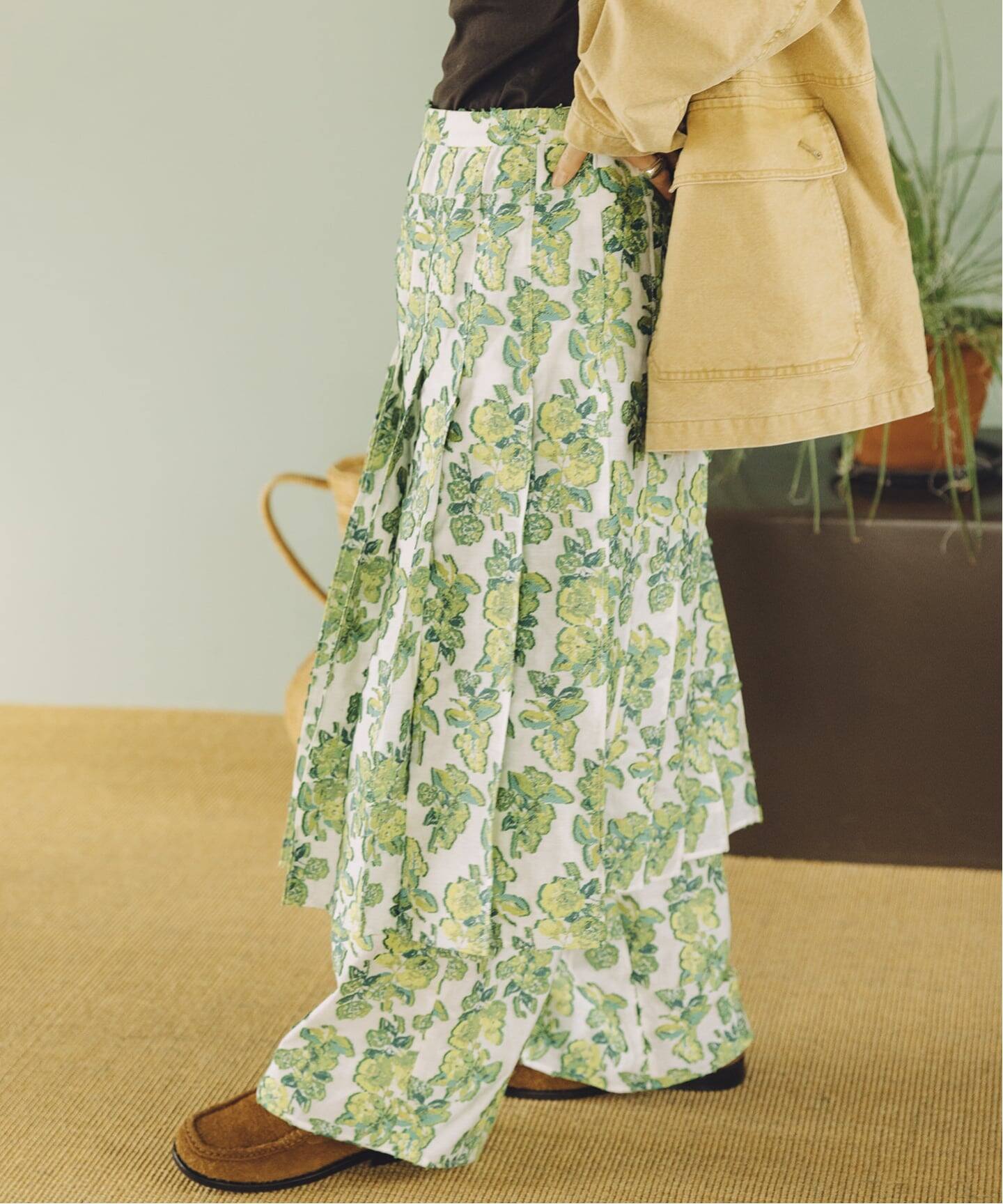 【TOLIGHT×JOURNALSTANDARD】 フラワーラップスカート 追加》【TOLIGHT×JOURNALSTANDARD】 フラワーモチーフラップスカート