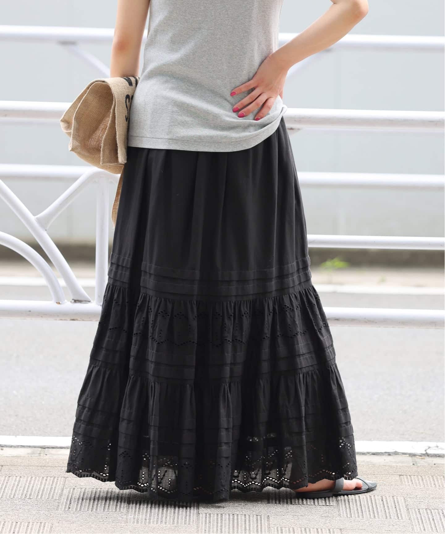 WEB限定追加2》コットンボイルタック刺繍ロングスカート（ロング