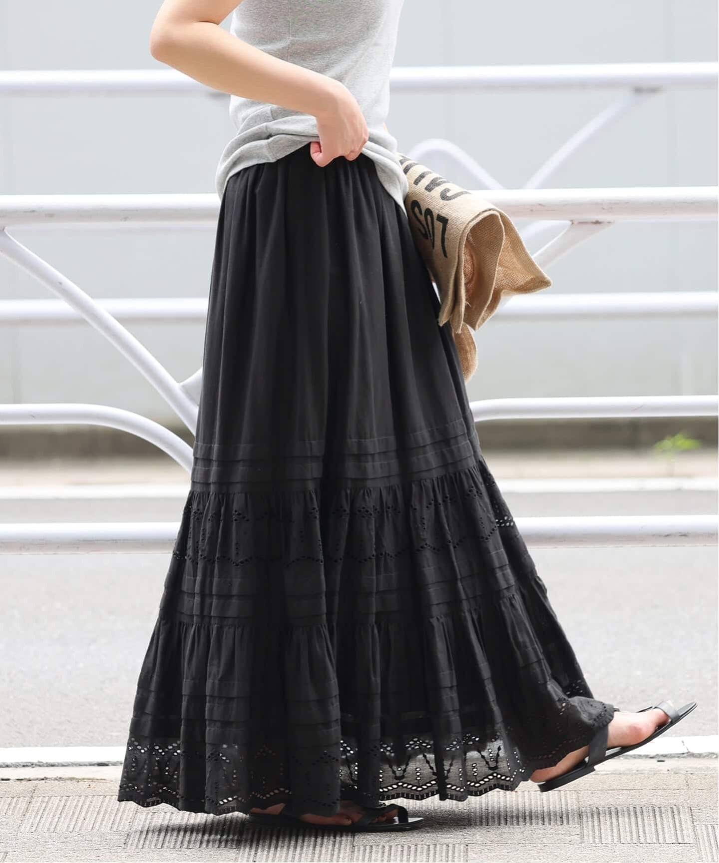 【新品】コットンボイル タック 刺繍ロングスカート WEB限定追加3》コットンボイルタック刺繍ロングスカート（ロング