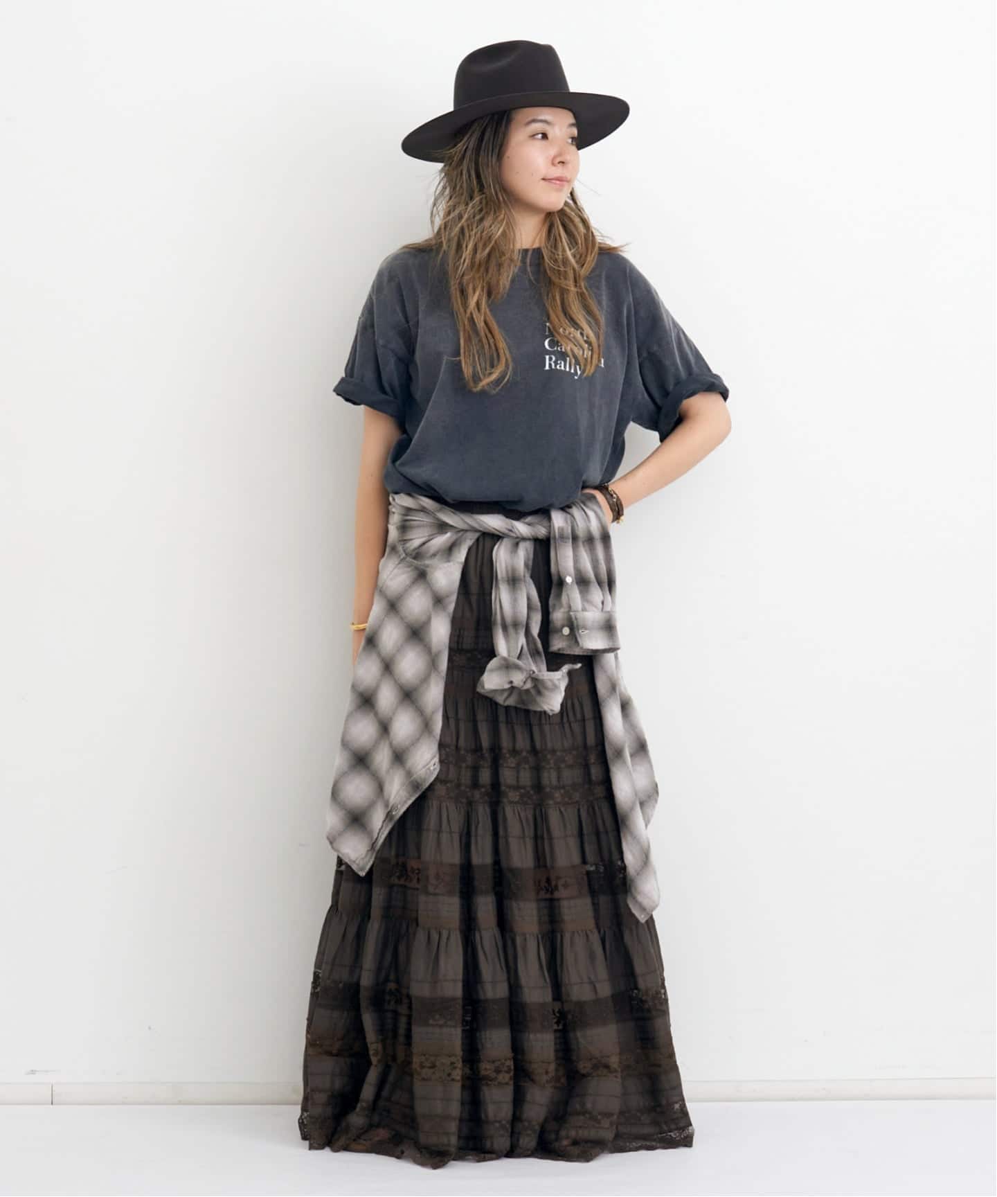 TIERED LACE SKIRT（ロング・マキシ丈スカート）｜L'Appartement