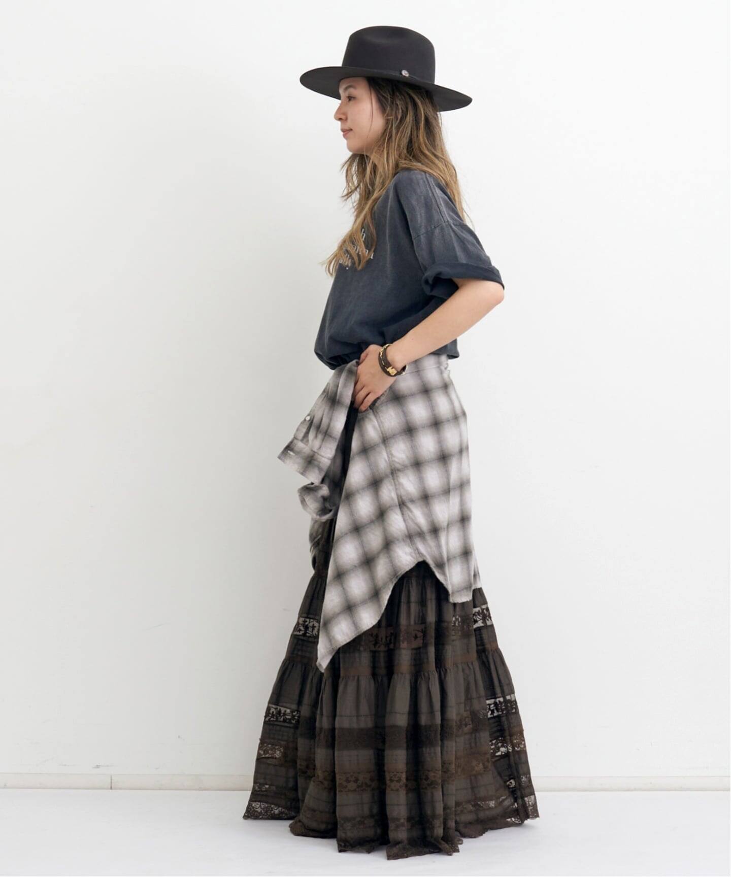 TIERED LACE SKIRT（ロング・マキシ丈スカート）｜L'Appartement