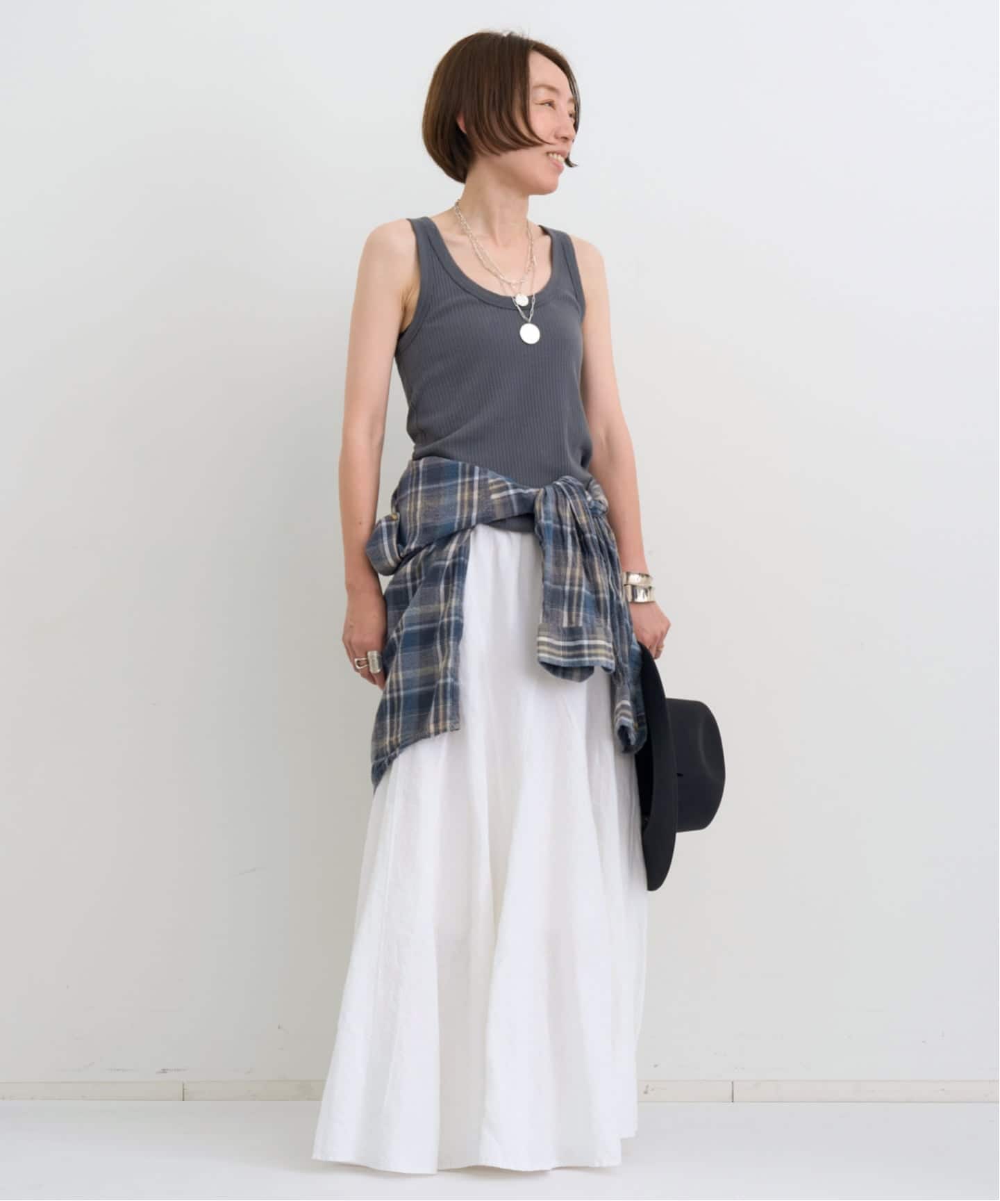 メゾンドバカンス 白色の大きい方 MAISON DE VACANCES/メゾン ド バカンス】 VOLUME 2WAY SKIRT（ロング