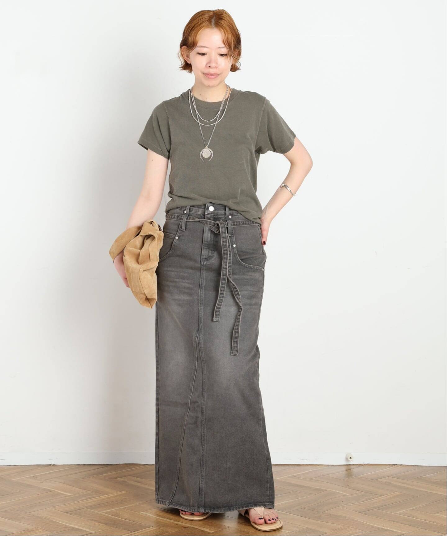 LOW CLASSIC/ロウ・クラシック】BELTED HIGH WAIST DENIM SKIR（ロング