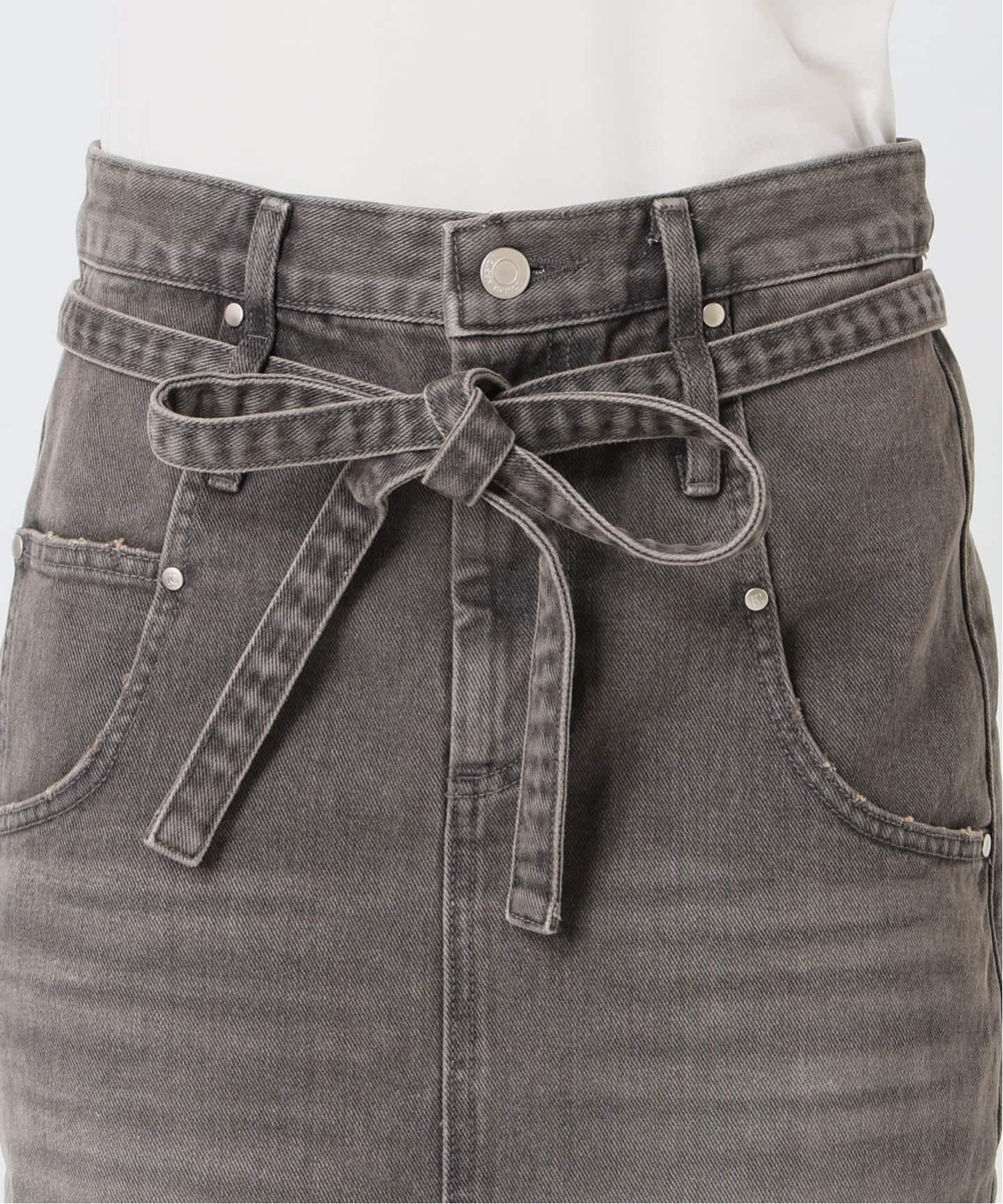 LOW CLASSIC/ロウ・クラシック】BELTED HIGH WAIST DENIM SKIR（ロング
