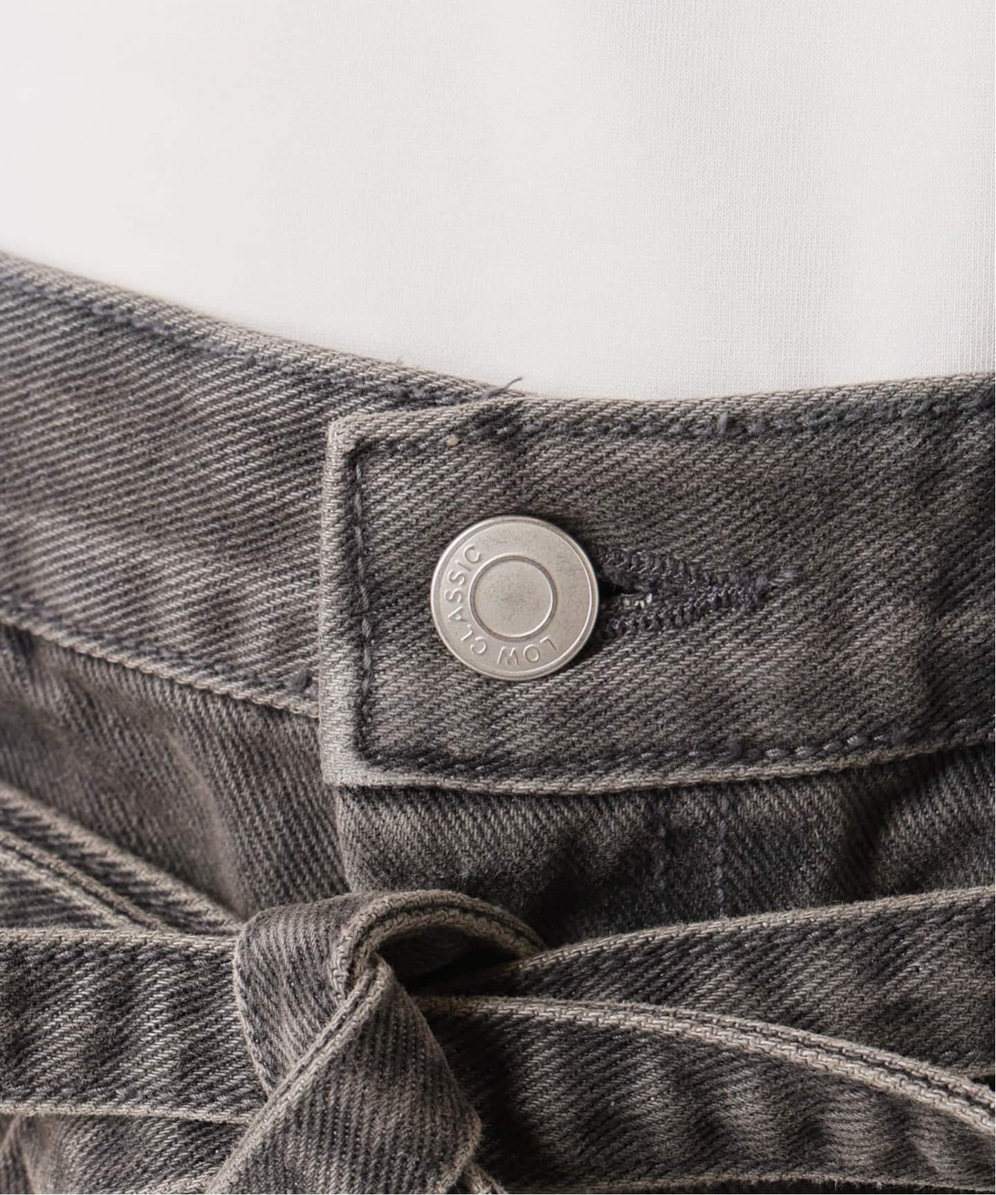 LOW CLASSIC/ロウ・クラシック】BELTED HIGH WAIST DENIM SKIR（ロング