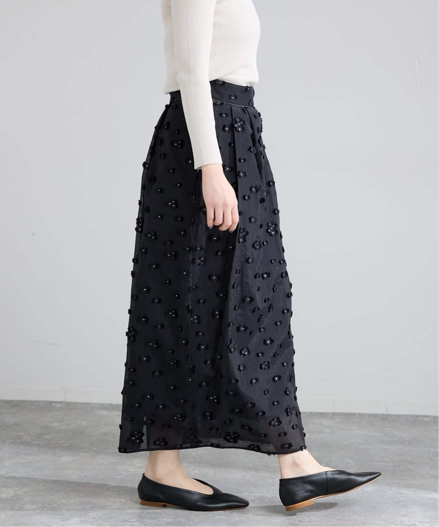 【新品タグ付き】ドルチェ＆ガッパーナ　フラワージャガードタイトスカート　ホワイト 新品タグ付き】ドルチェ＆ガッパーナ フラワージャガードタイト