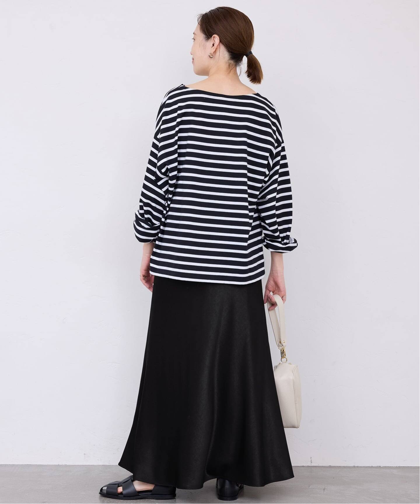 スローブイエナ　SLOBE IENA グロッシーサテンフレアスカート　ブラック WEB限定/追加2》グロッシーサテンフレアスカート（ロング・マキシ丈