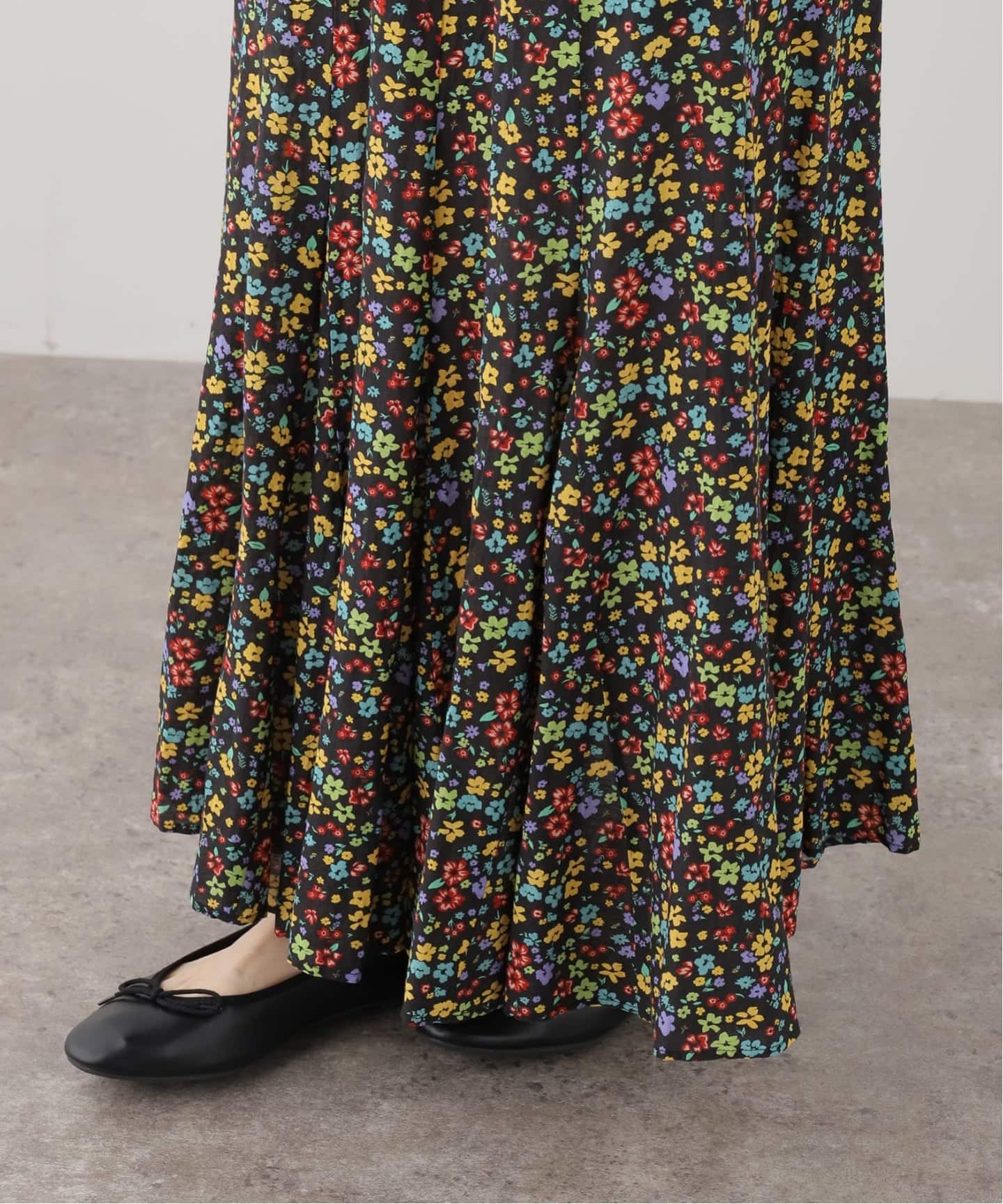 IENA LA BOUCLE フラワープリント ラップスカート 巻きスカート IENA（イエナ）の「IENA LA BOUCLE フラワープリント ラップスカート