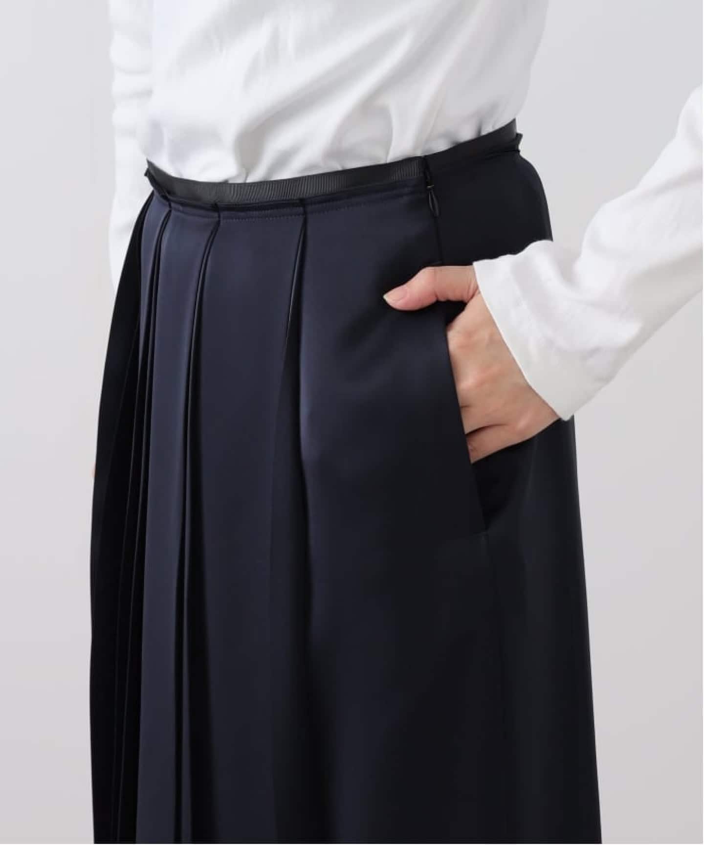 追加予約》サテンプリーツスカート（その他スカート）｜VERMEIL par