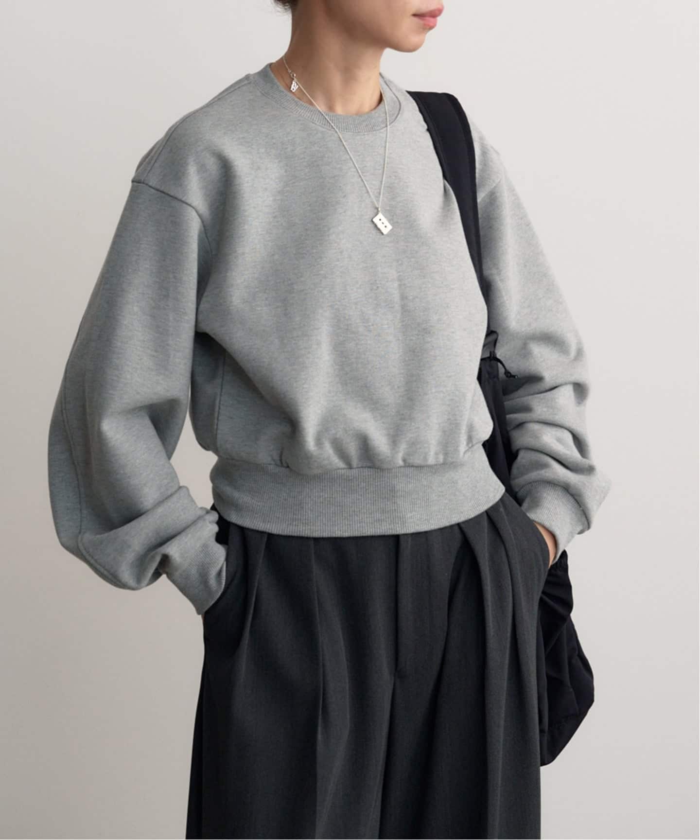 UNION MAGAZINE Union Cropped Sweatshirt（スウェット）｜BOICE FROM