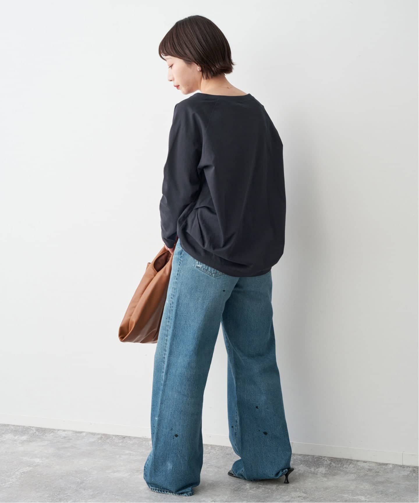 新色有り / 追加》ボートネックバックタックプルオーバー（Tシャツ