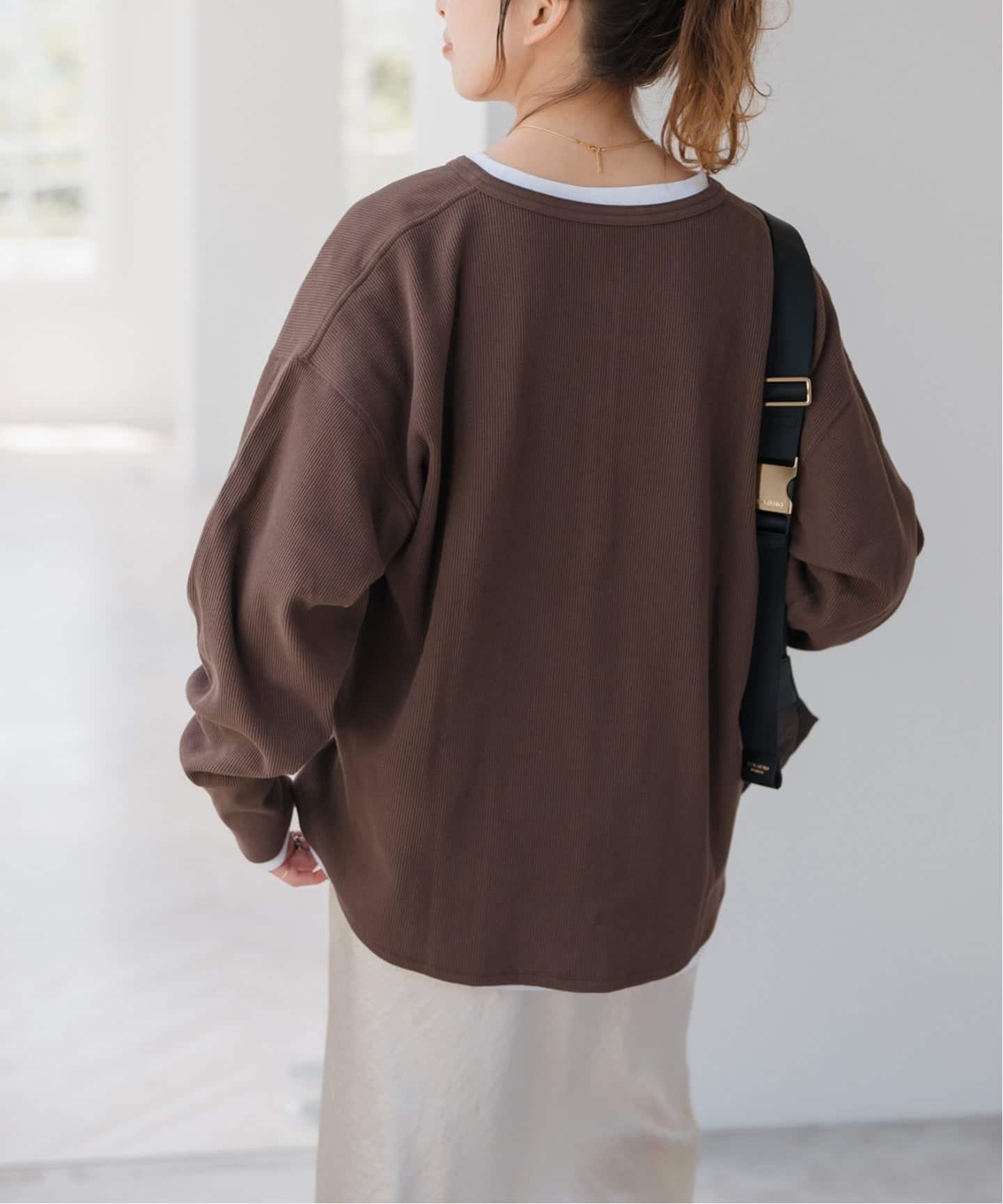 WEB限定 / 追加予約》2枚SETヘンリーネックプルオーバー（Tシャツ
