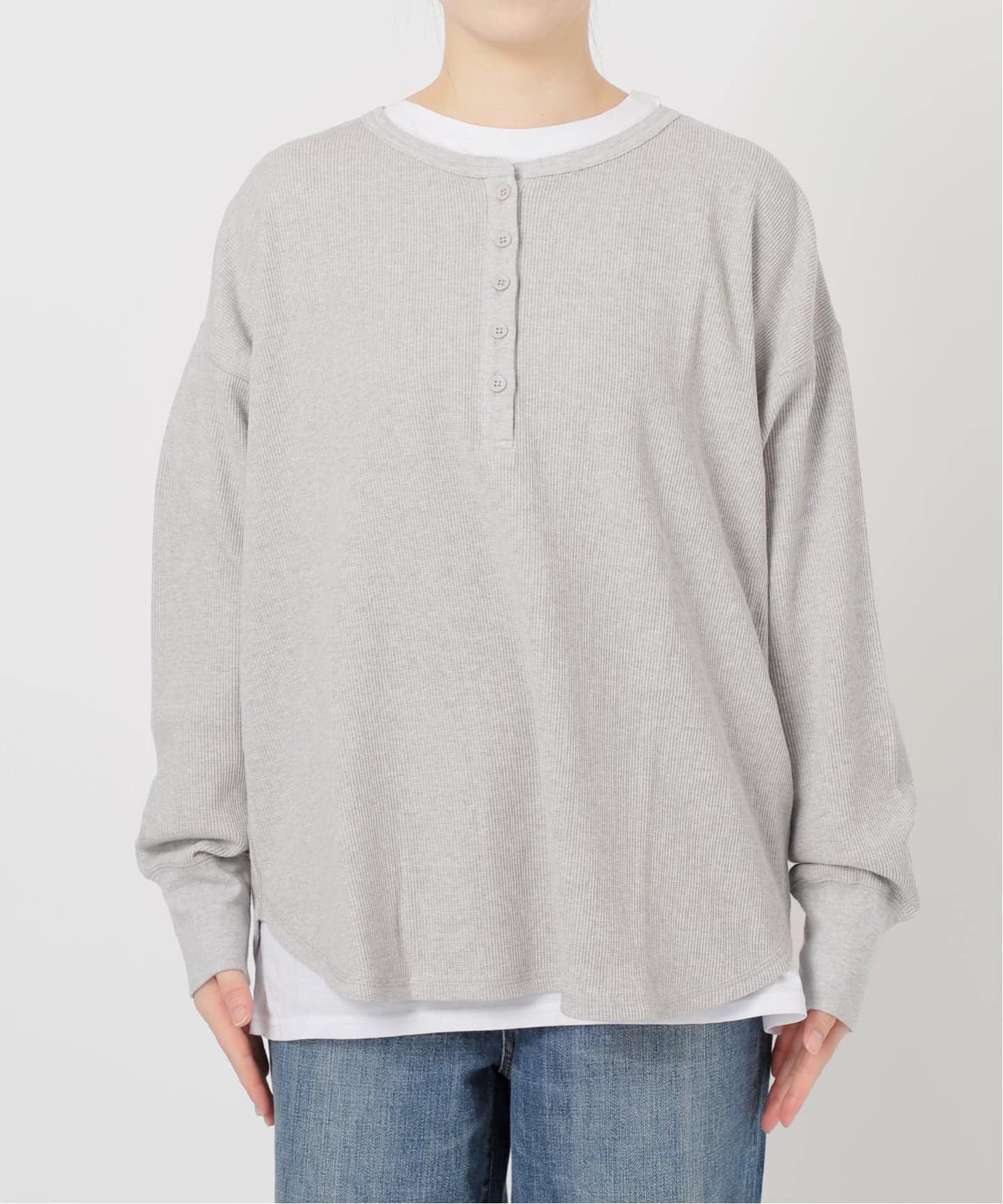 WEB限定 / 追加予約》2枚SETヘンリーネックプルオーバー（Tシャツ