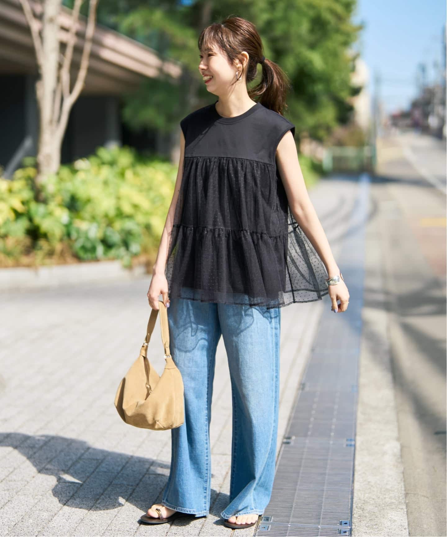 一部店舗+WEB限定》ドットチュールティアードTシャツ（Tシャツ