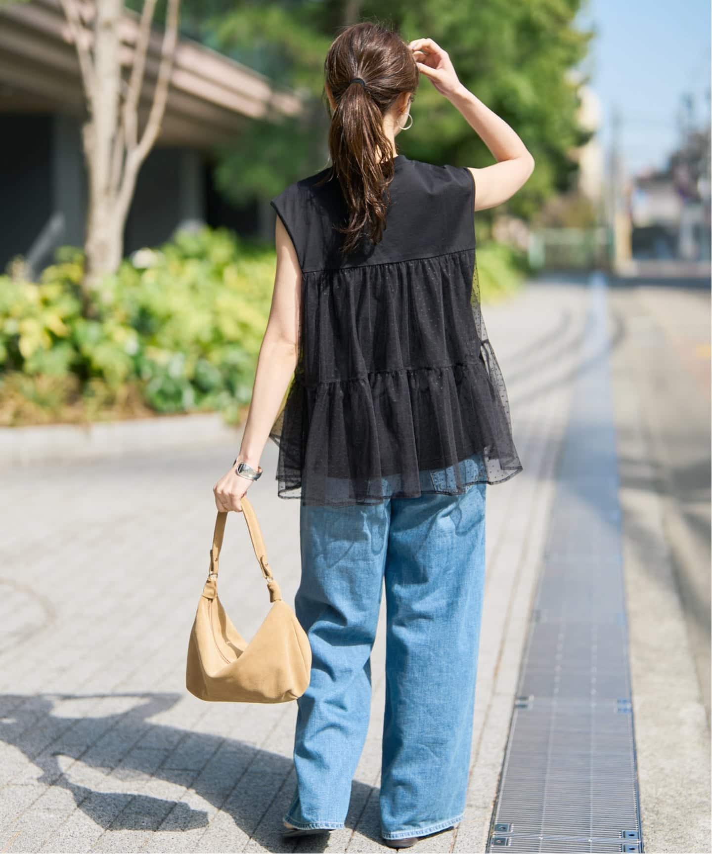 一部店舗+WEB限定》ドットチュールティアードTシャツ（Tシャツ