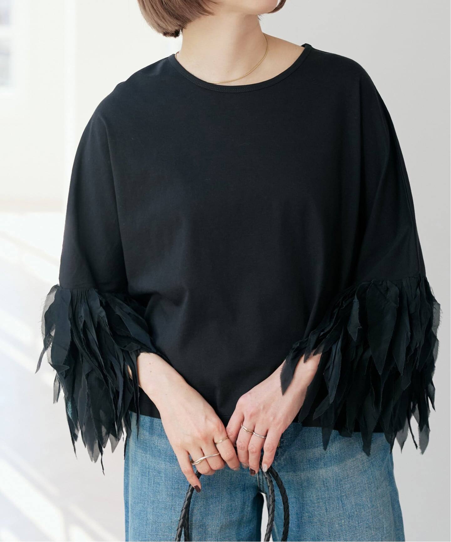 AAYUSHI / アユーシ フェザーフリルカットソー（Tシャツ／カットソー