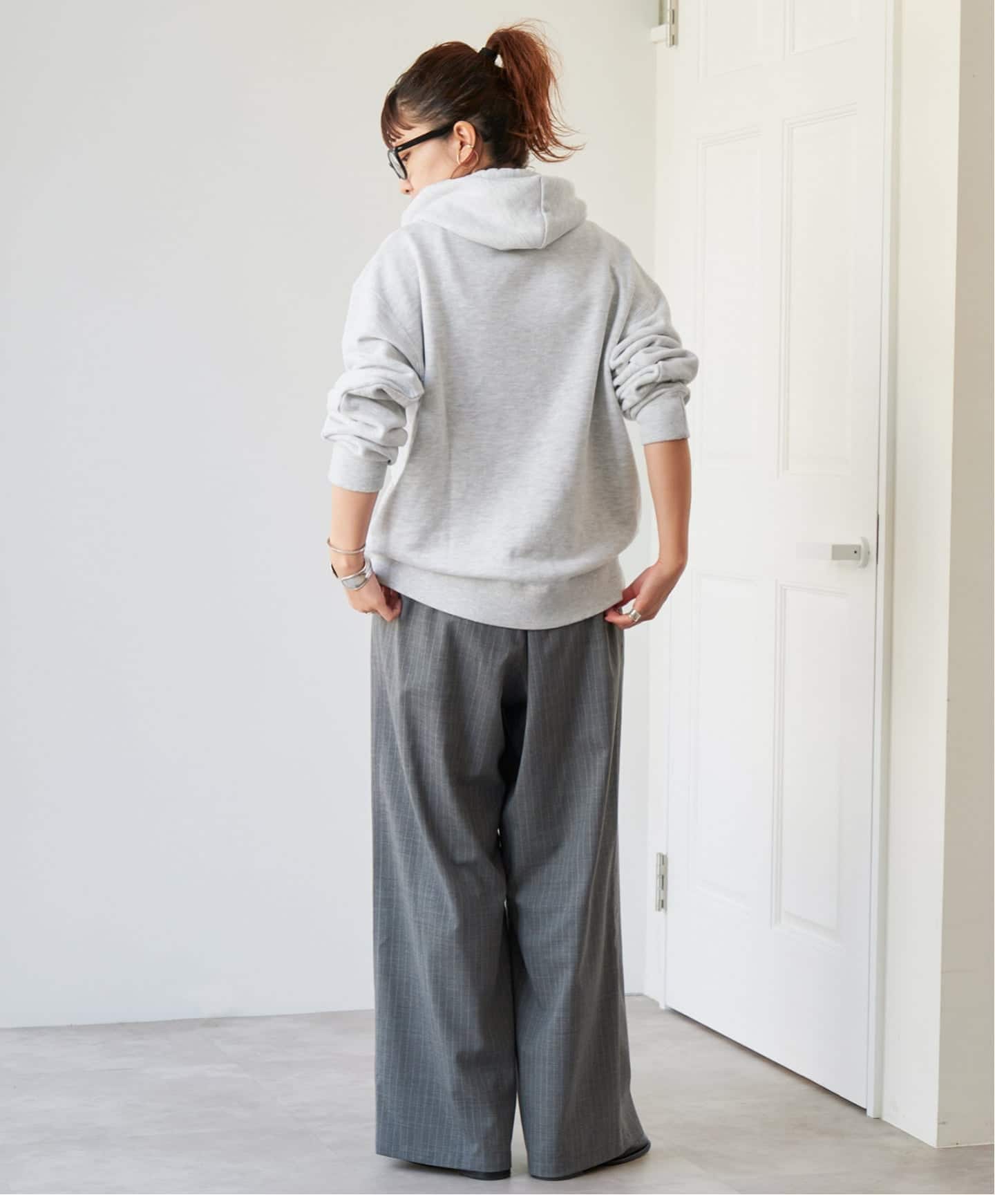 スピッツ MIKKEパーカー Mサイズ Spitz スピッツ MIKKE パーカー Mサイズ 2025年最新】スピッツ