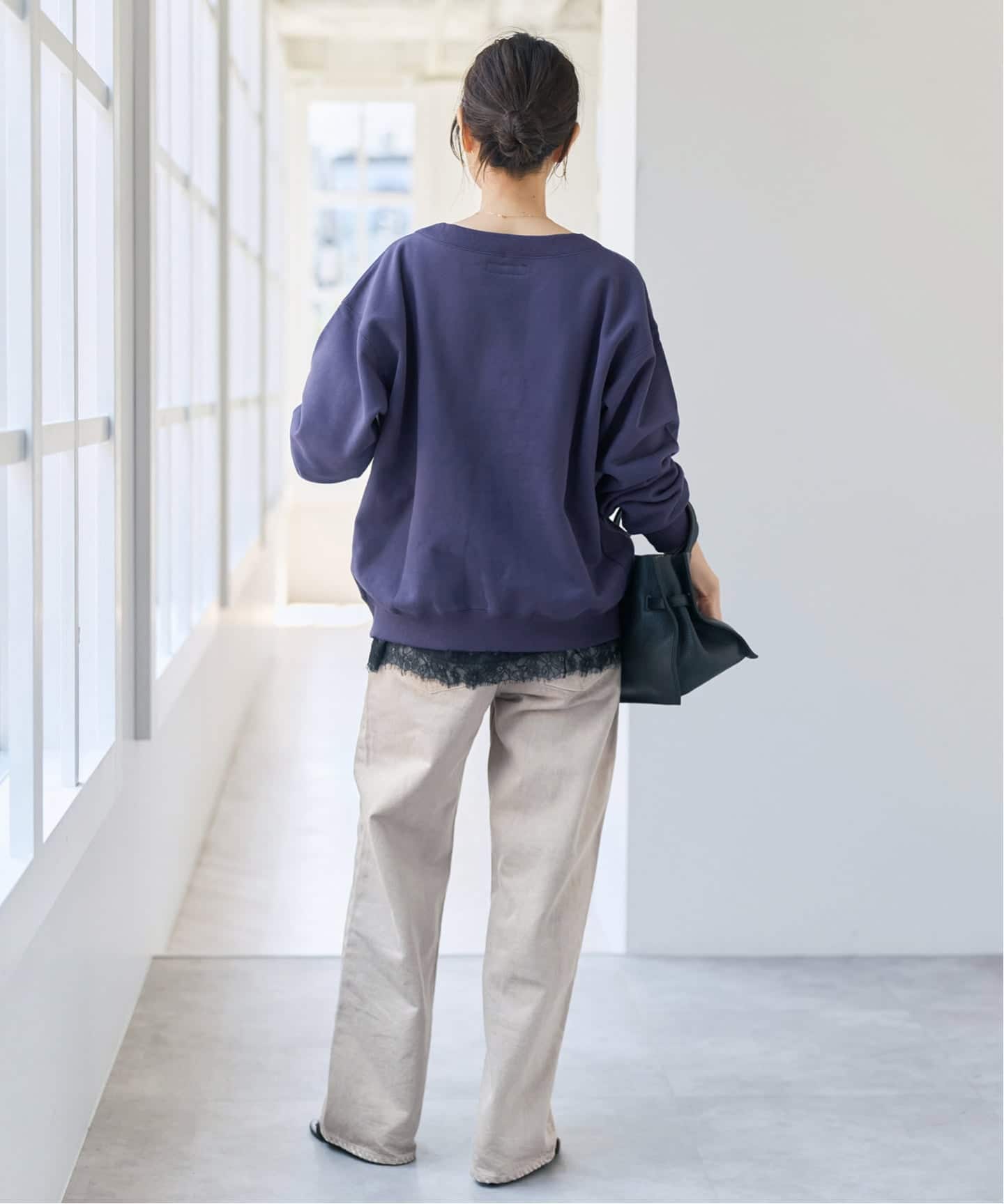 別注》LA HUTTE Vネックスウェット*（スウェット）｜Spick & Span