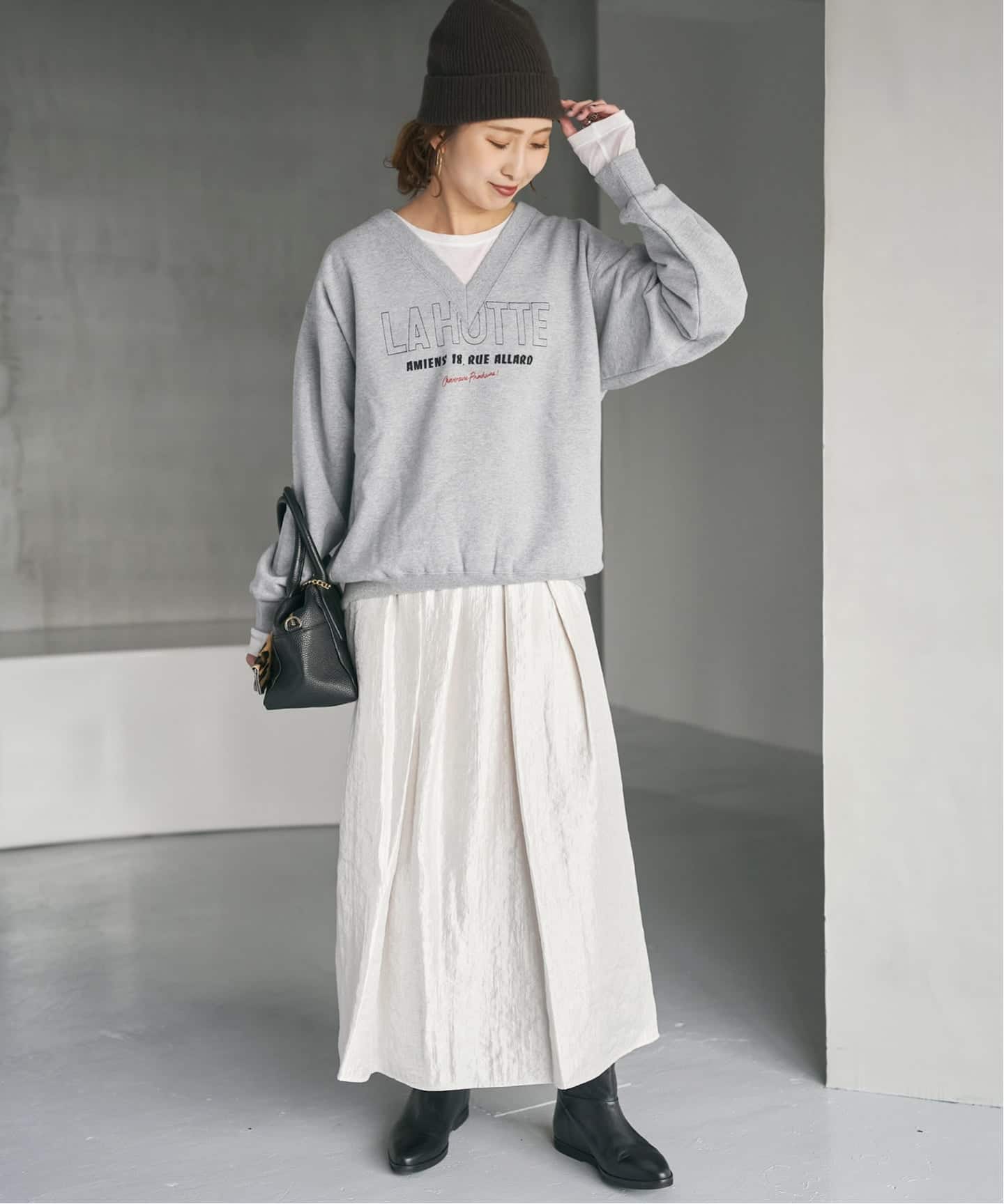 追加3》La Hutte / ラ ユット 別注Vネックスウェット*（スウェット