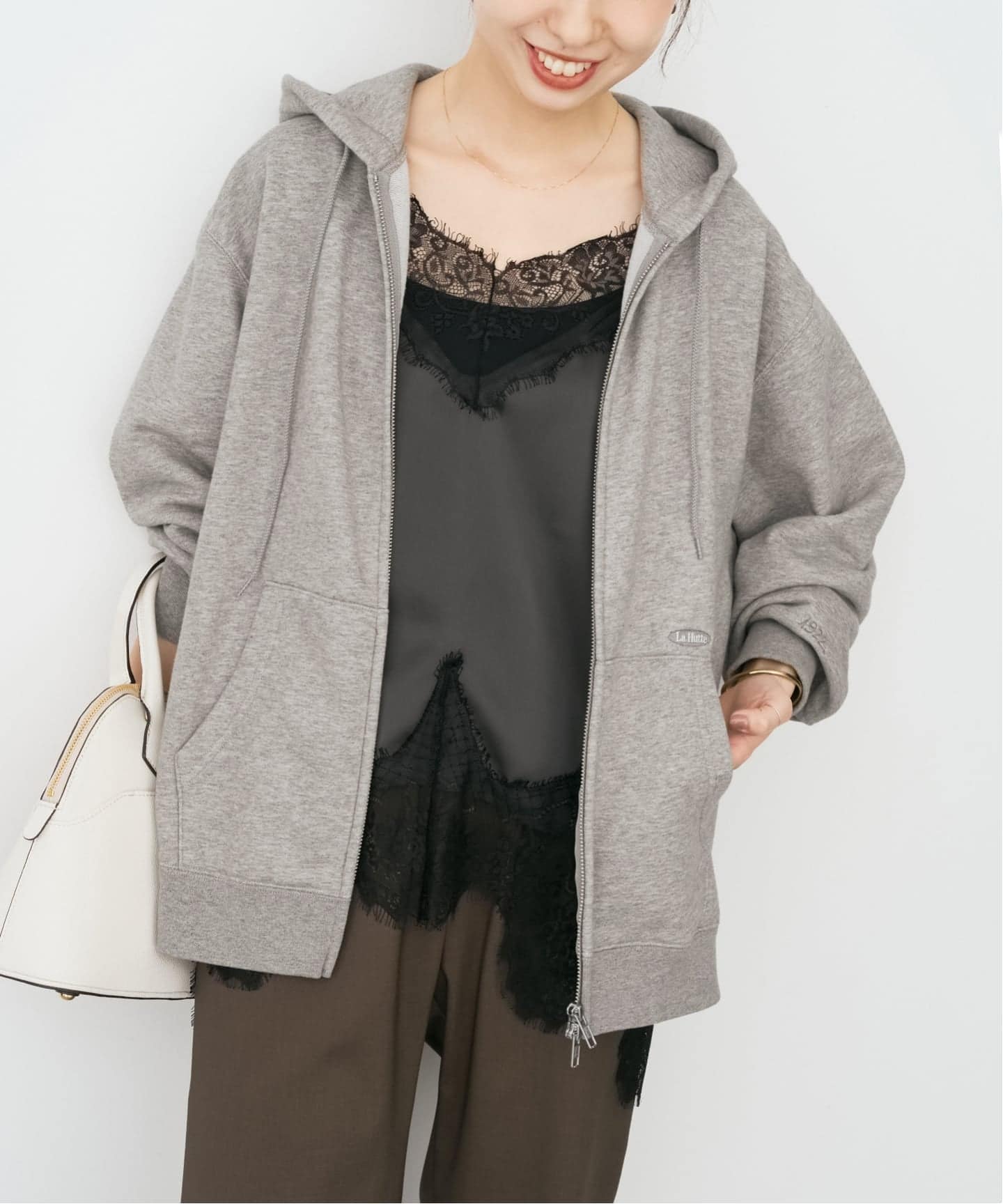 予約》La Hutte / ラ ユット 別注ジップフーディ*（パーカー）｜Spick