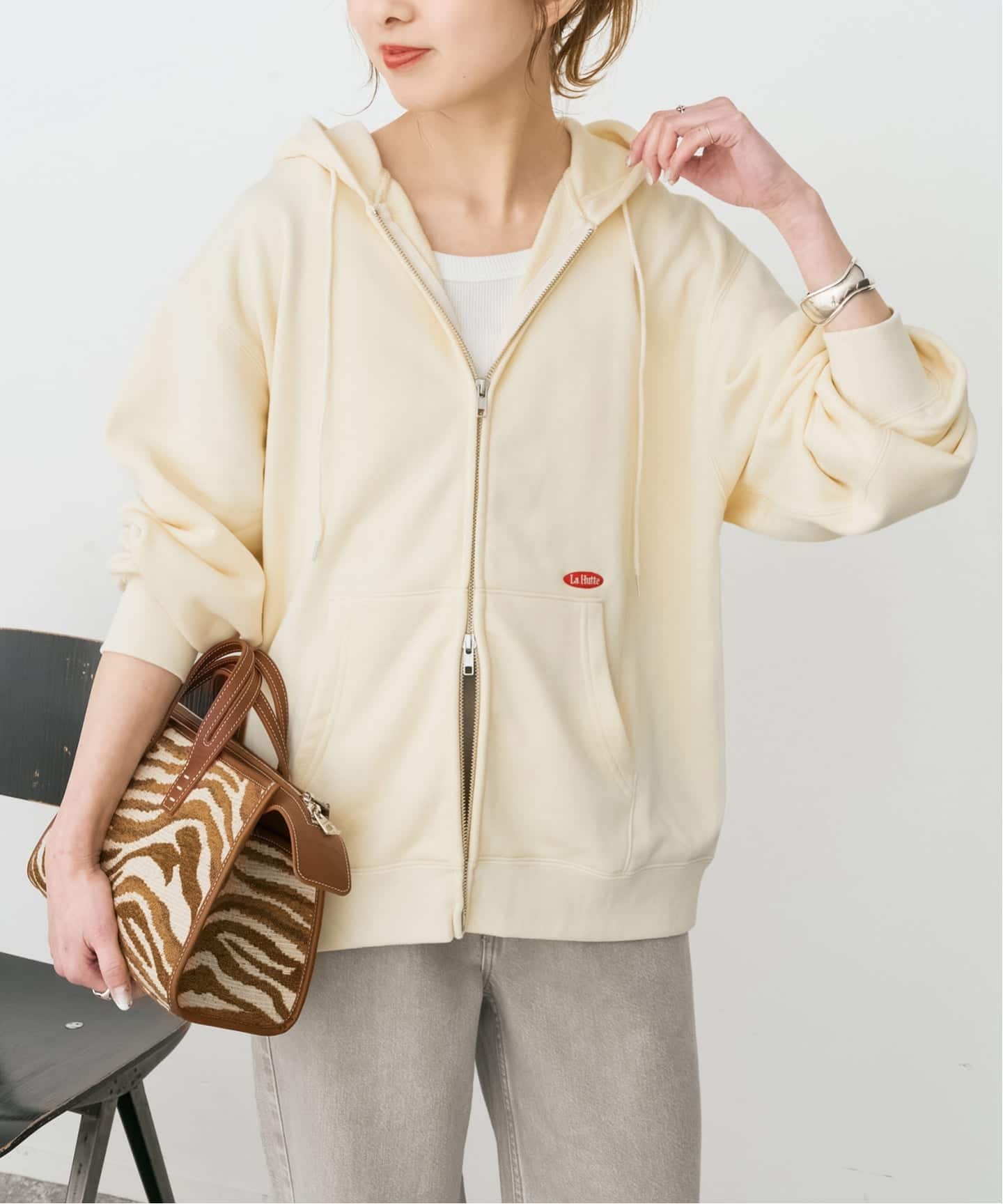 あしゅ＊Spick &amp; Span  パーカー Spick & Span（スピックアンドスパン）の「ロゴ裏毛ジップパーカー