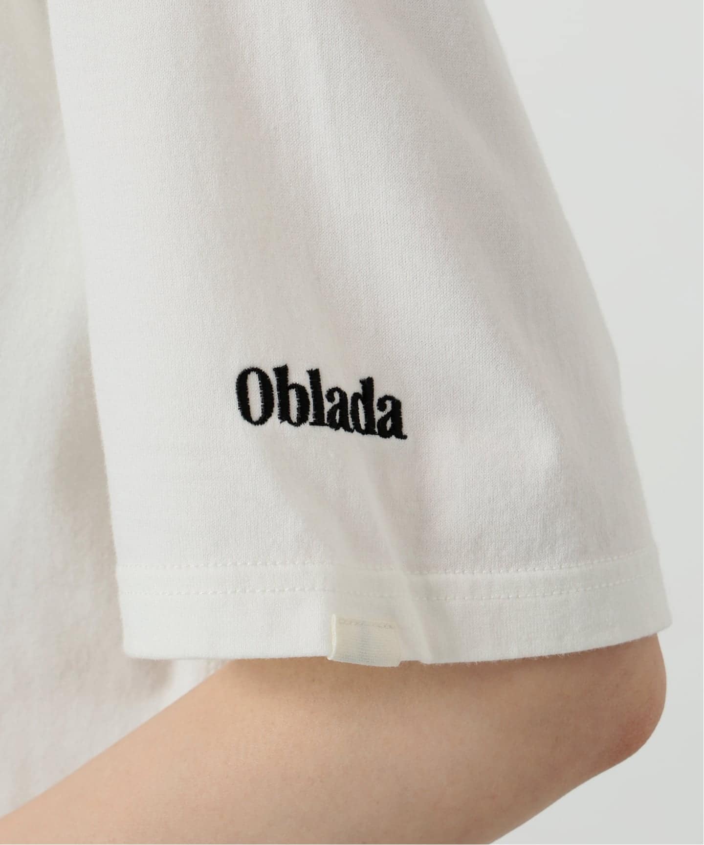 WEB限定 / 追加4予約》oblada / オブラダ 別注HELLO TEE TSH(Tシャツ WEB限定 / 追加4予約》oblada / オブラダ 別注HELLO TEE TSH(Tシャツ