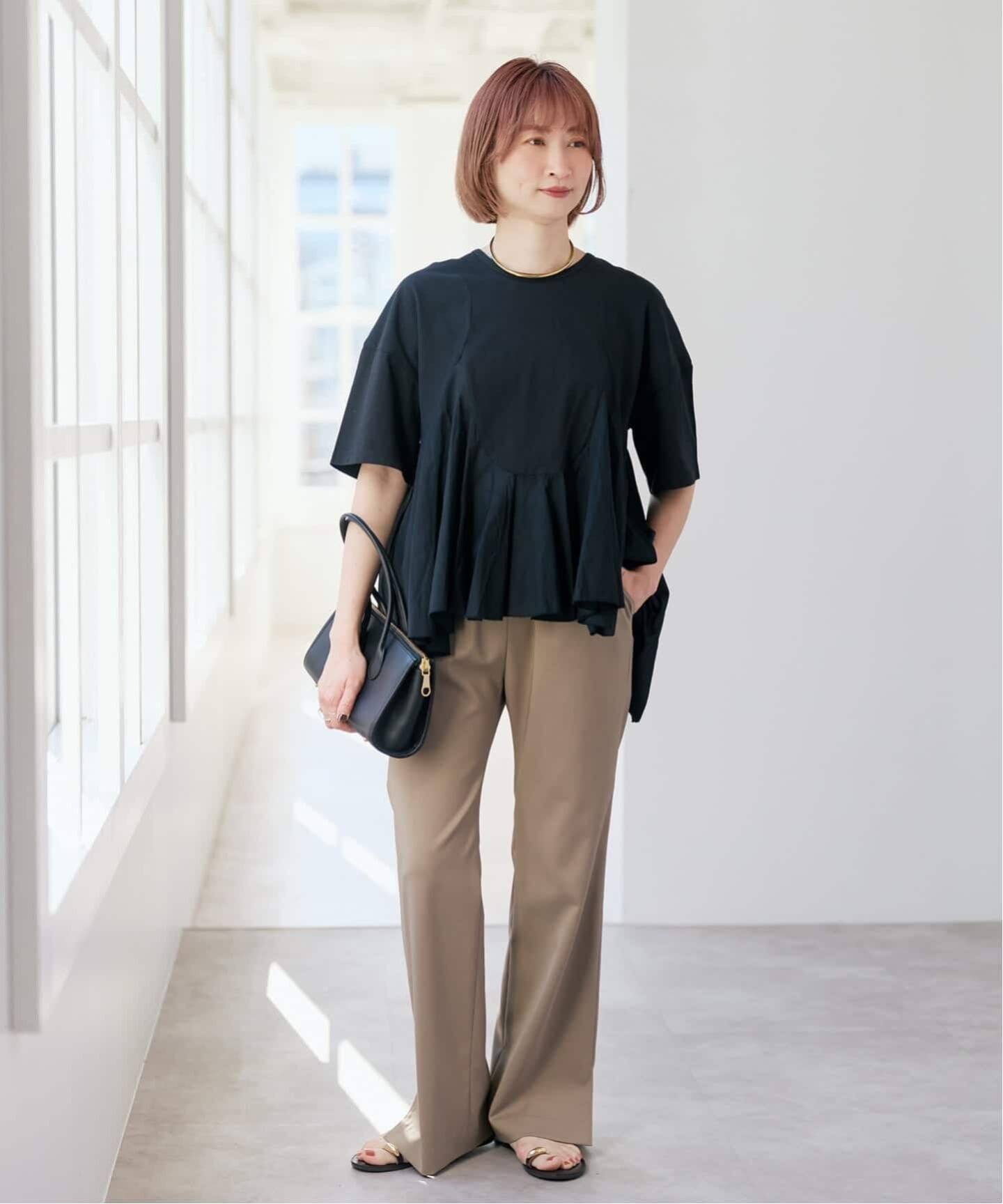 一部店舗+WEB限定 / 追加》AAYUSHI / アユーシ ペプラムラッフルT 