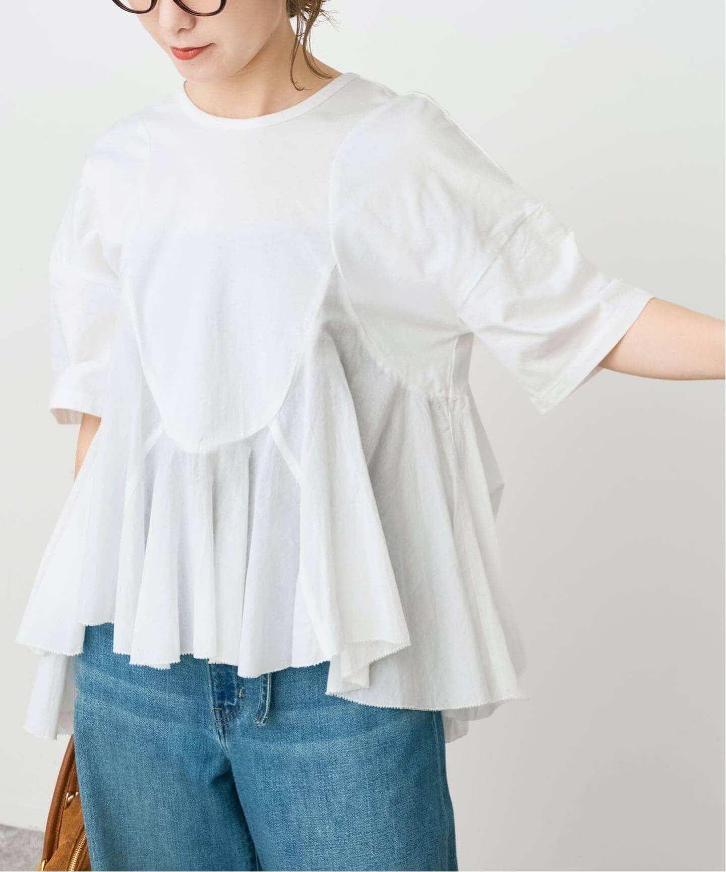 一部店舗+WEB限定 / 追加》AAYUSHI / アユーシ ペプラムラッフルT