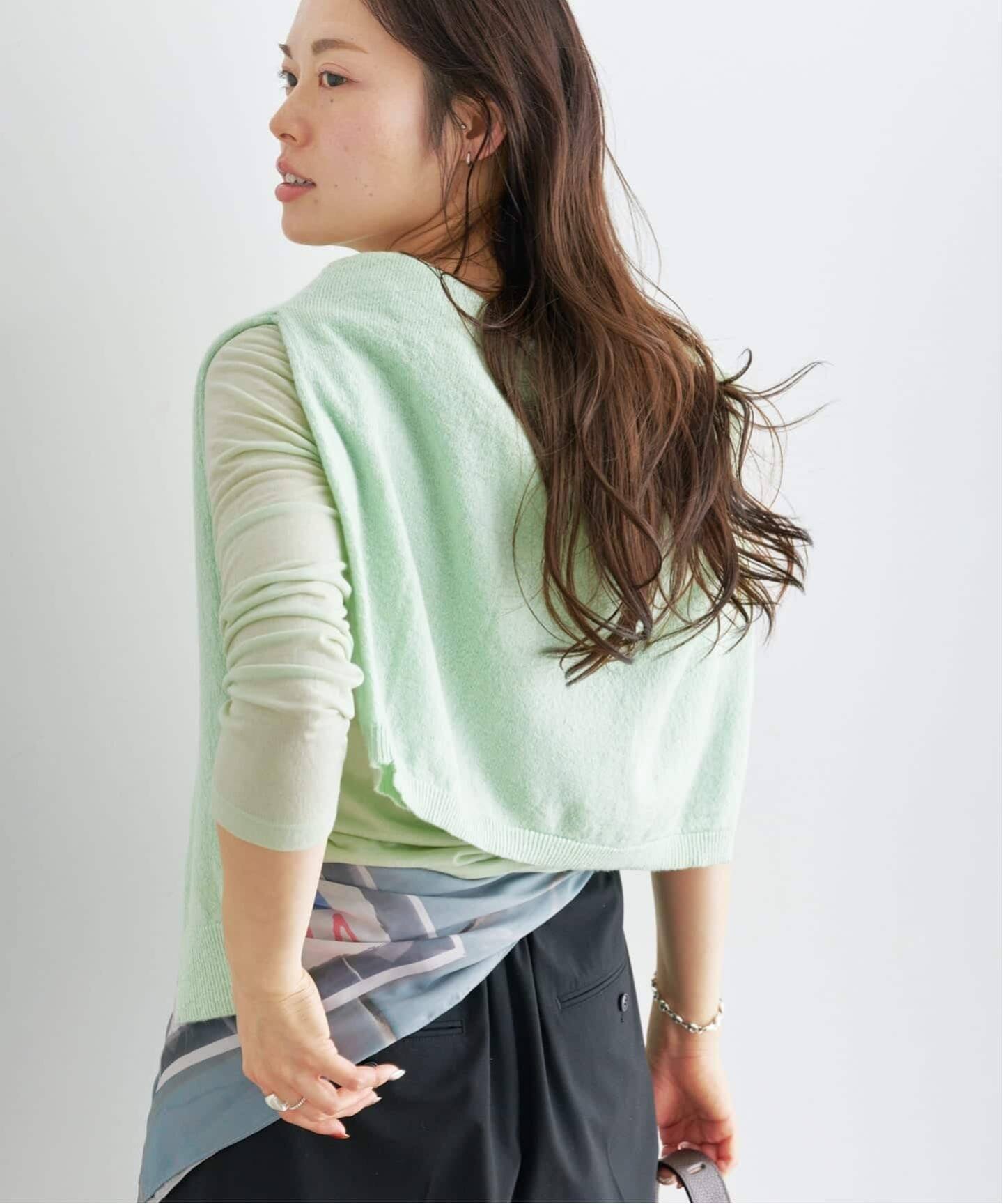 トップス nyc Tokyo Applique Graphic Long Sleeve Henley Tee | Urban Outfitters