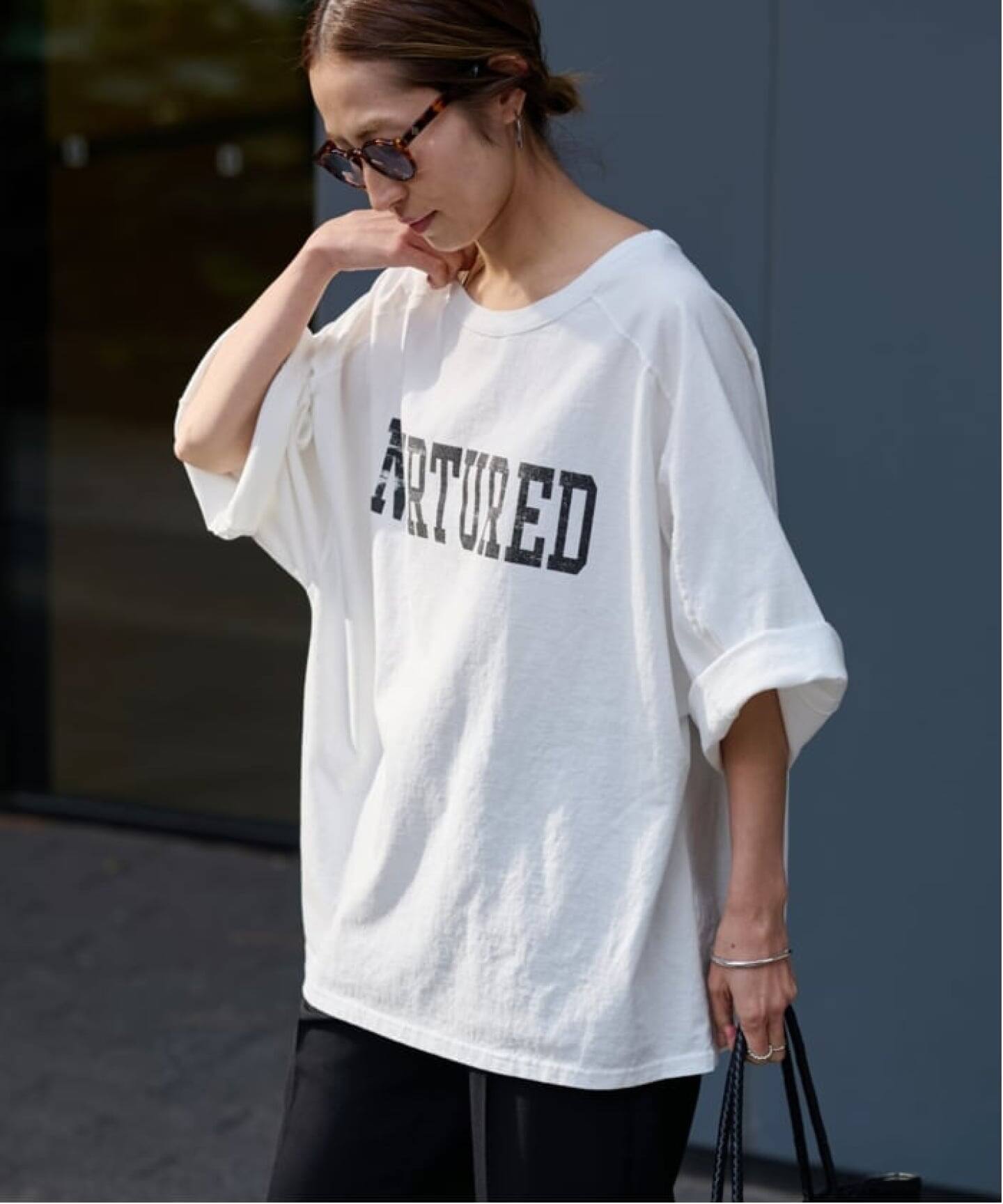 FRAMeWORK NEWハーフスリーブロゴTEE ホワイト ≪WEB限定 / 追加予約≫ハーフスリーブロゴTEE 4（Tシャツ／カットソー