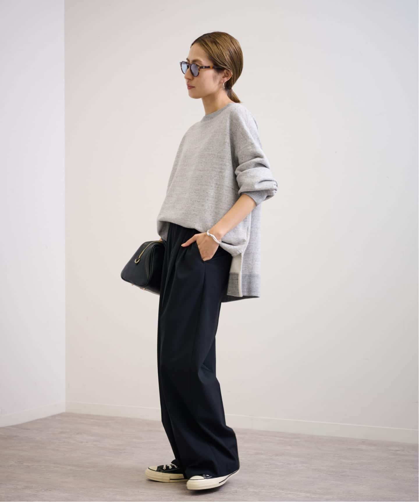 ≪一部カラーWEB限定 / 追加予約≫ボートネックワイドスウェット