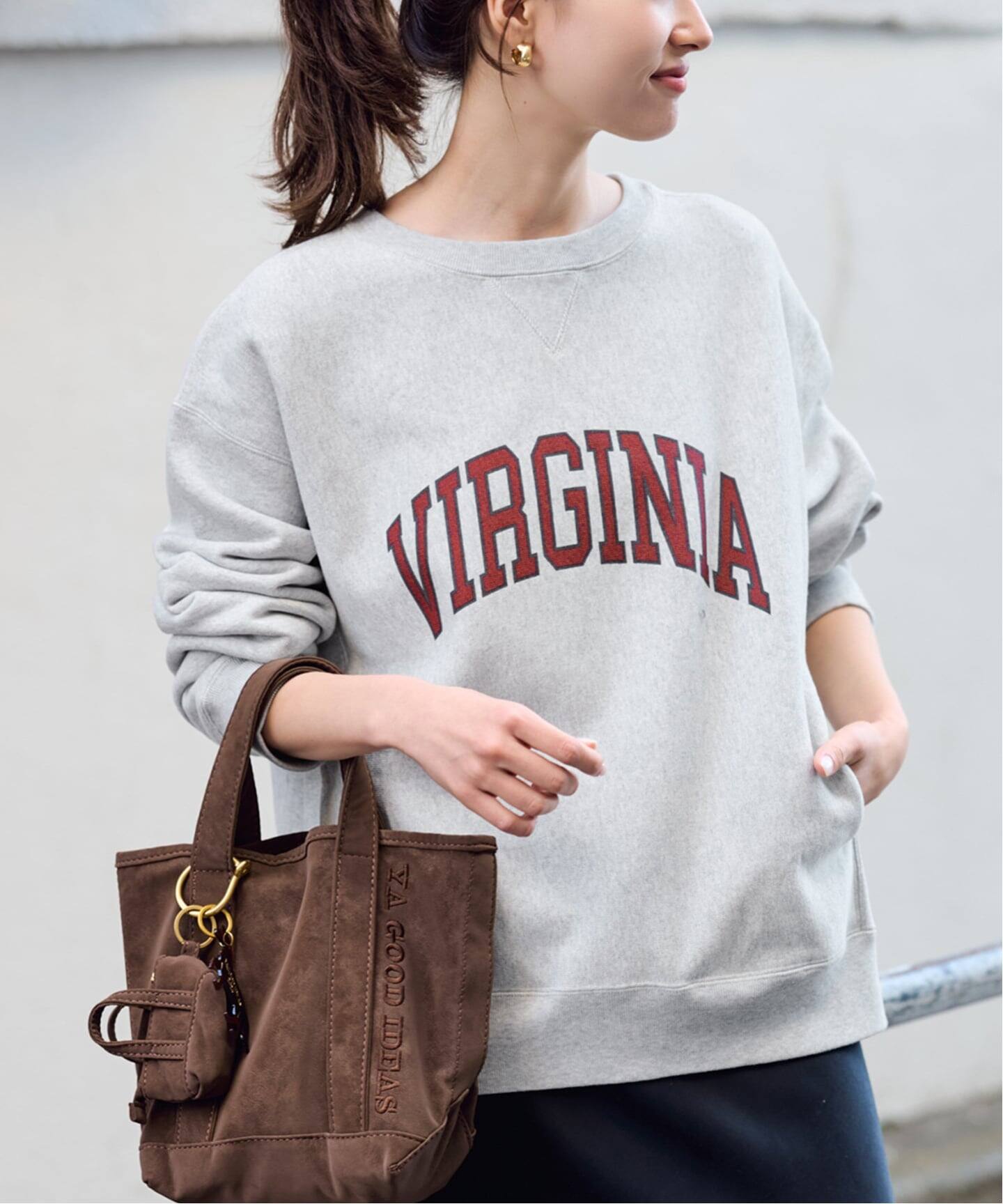 Champion 別注リバースウィーブ ロゴスウェットポケットプルオーバー Champion 別注リバースウィーブ ロゴスウェットポケットプルオーバー