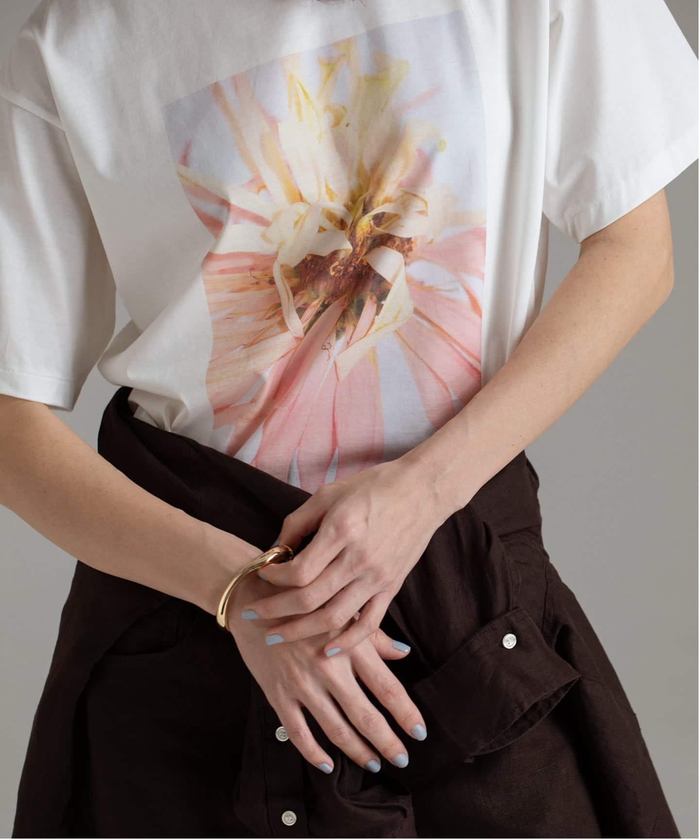 フラワーフォトプリントT（Tシャツ／カットソー）｜NOBLE（ノーブル