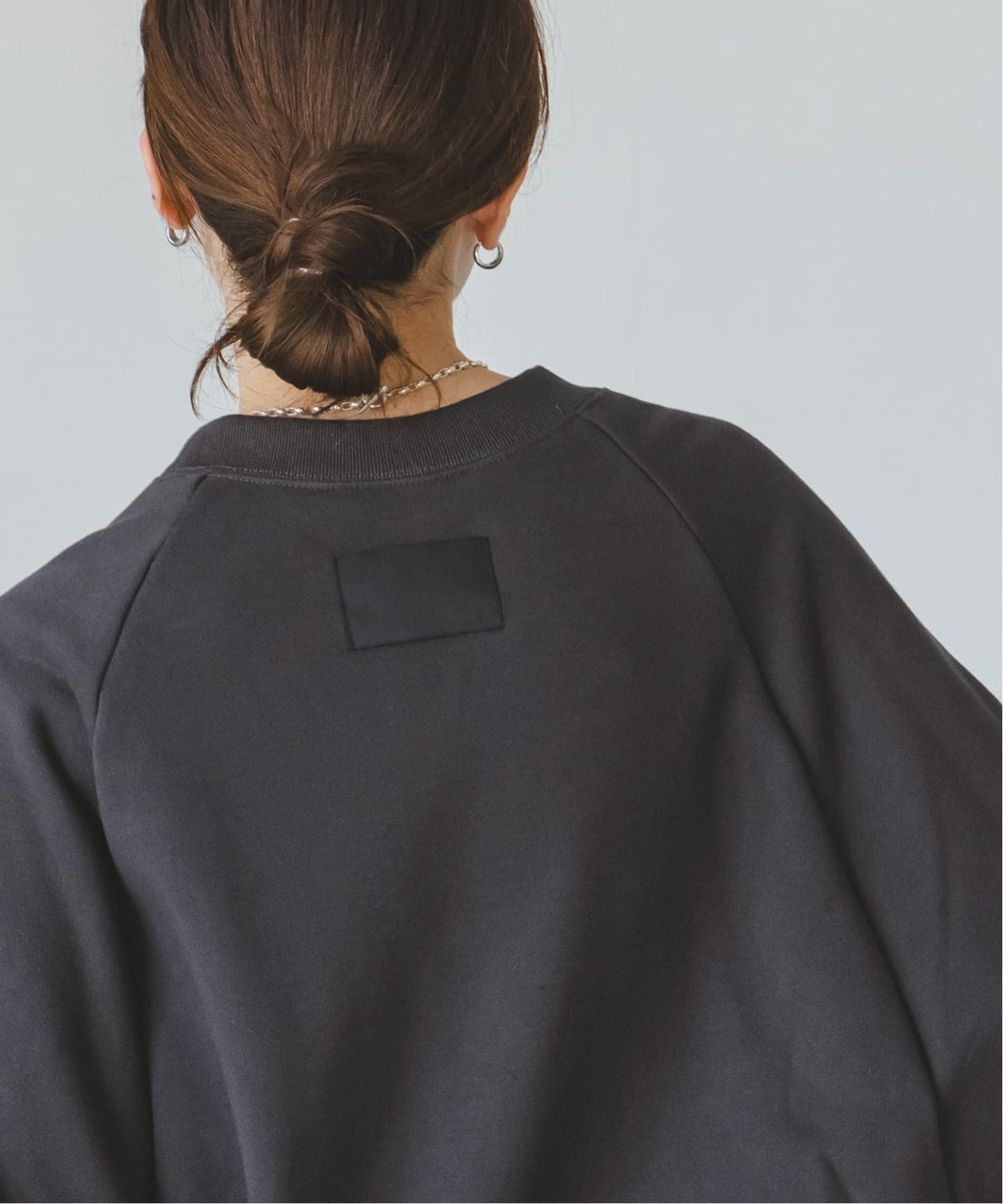 予約》COG THE BIGSMOKE/コグザビッグスモーク OLIVER PUFFY HEM TOP
