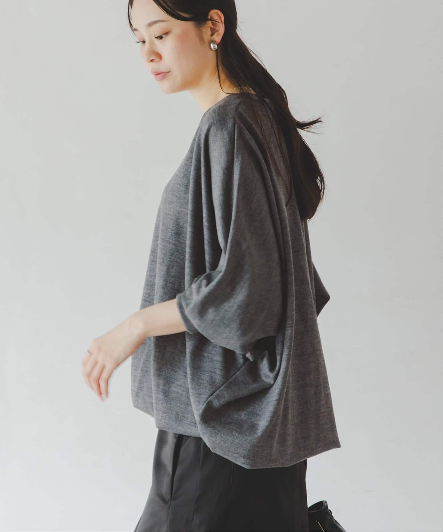 予約》COG THE BIGSMOKE/コグザビッグスモーク ORI V NECK TOP（T