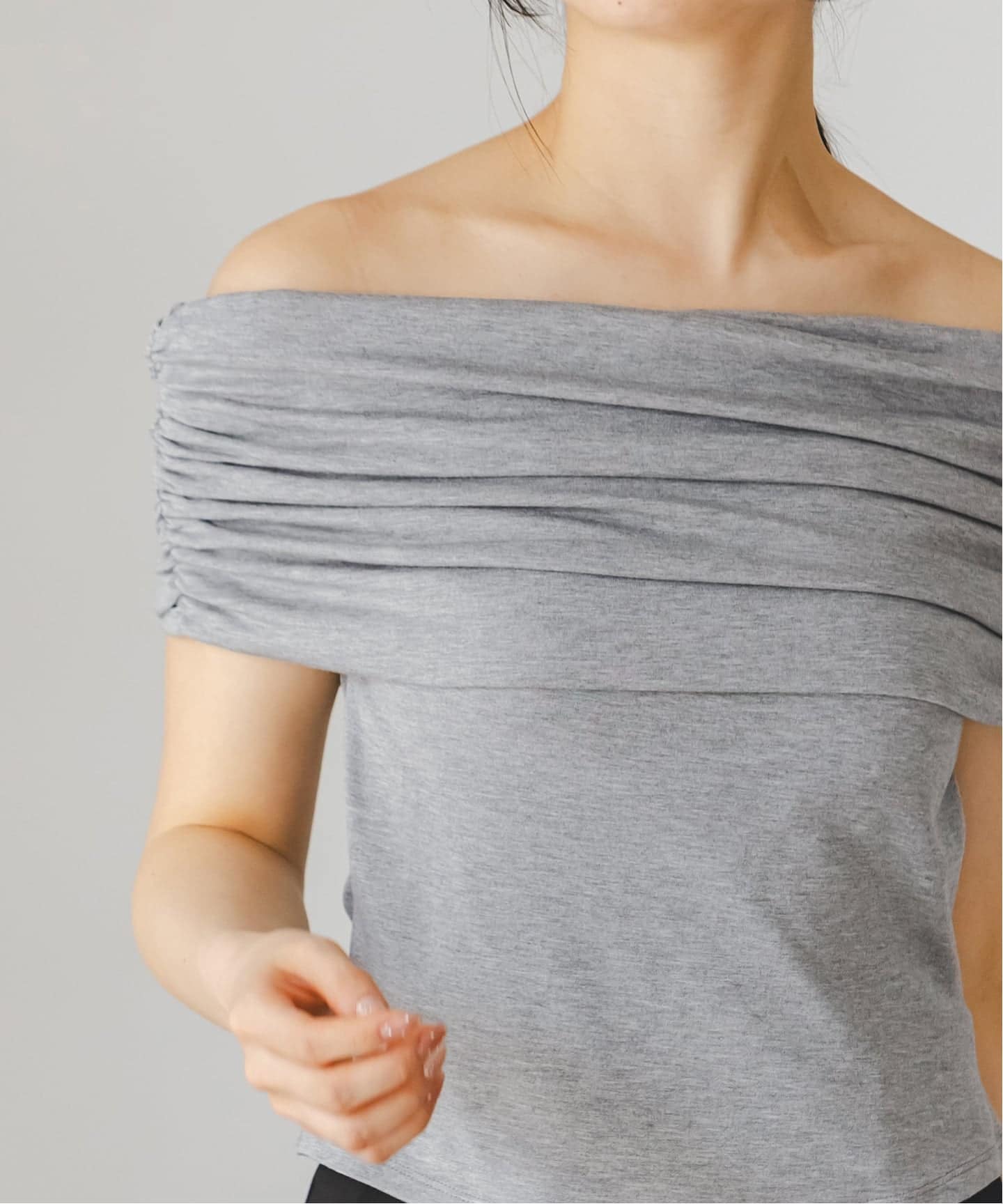 determ/デターム Collagen Gathered Off- Shoulder（Tシャツ