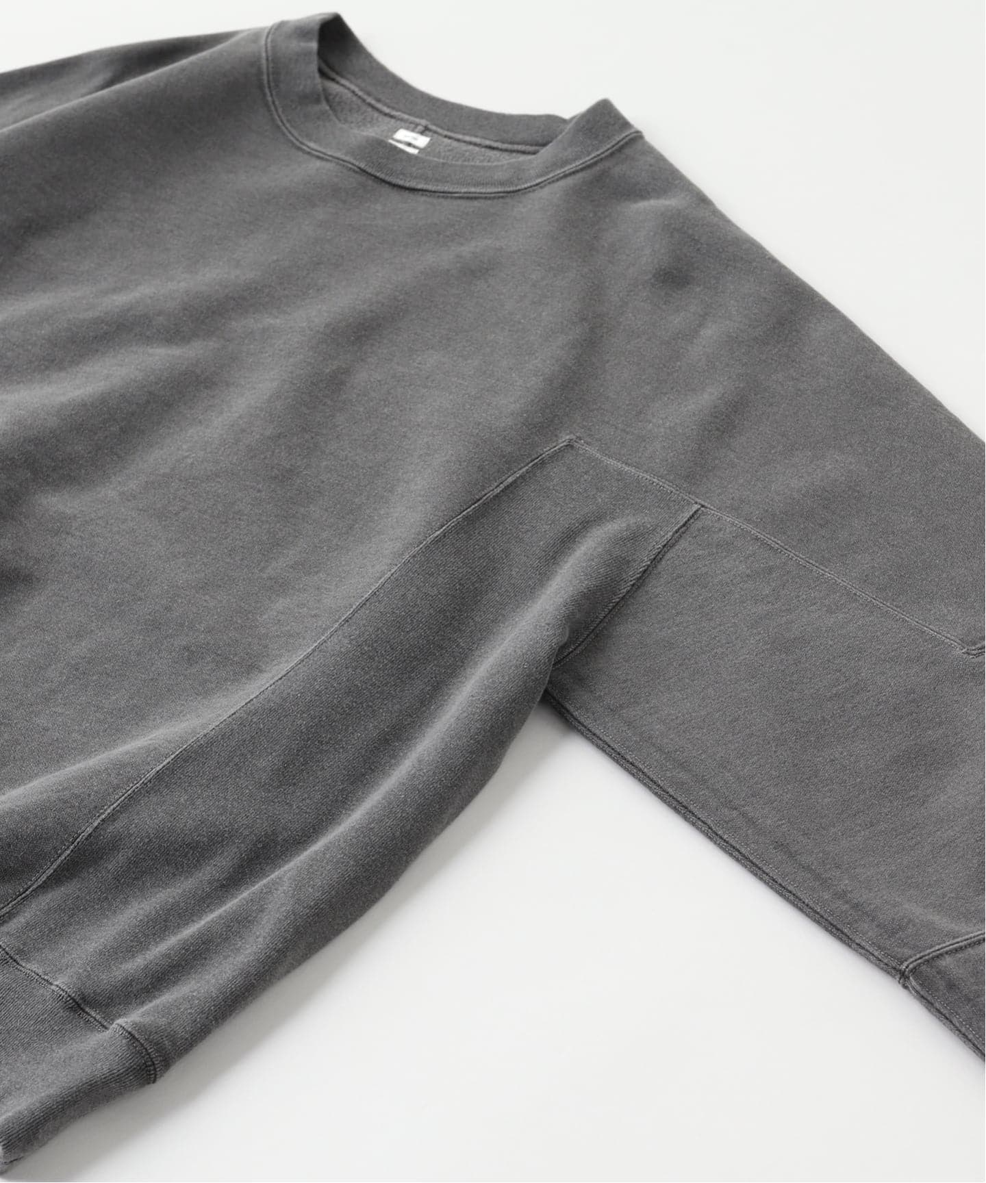 blurhms（ブラームス）Light Sweat Panel P/O（スウェット）｜EDIFICE