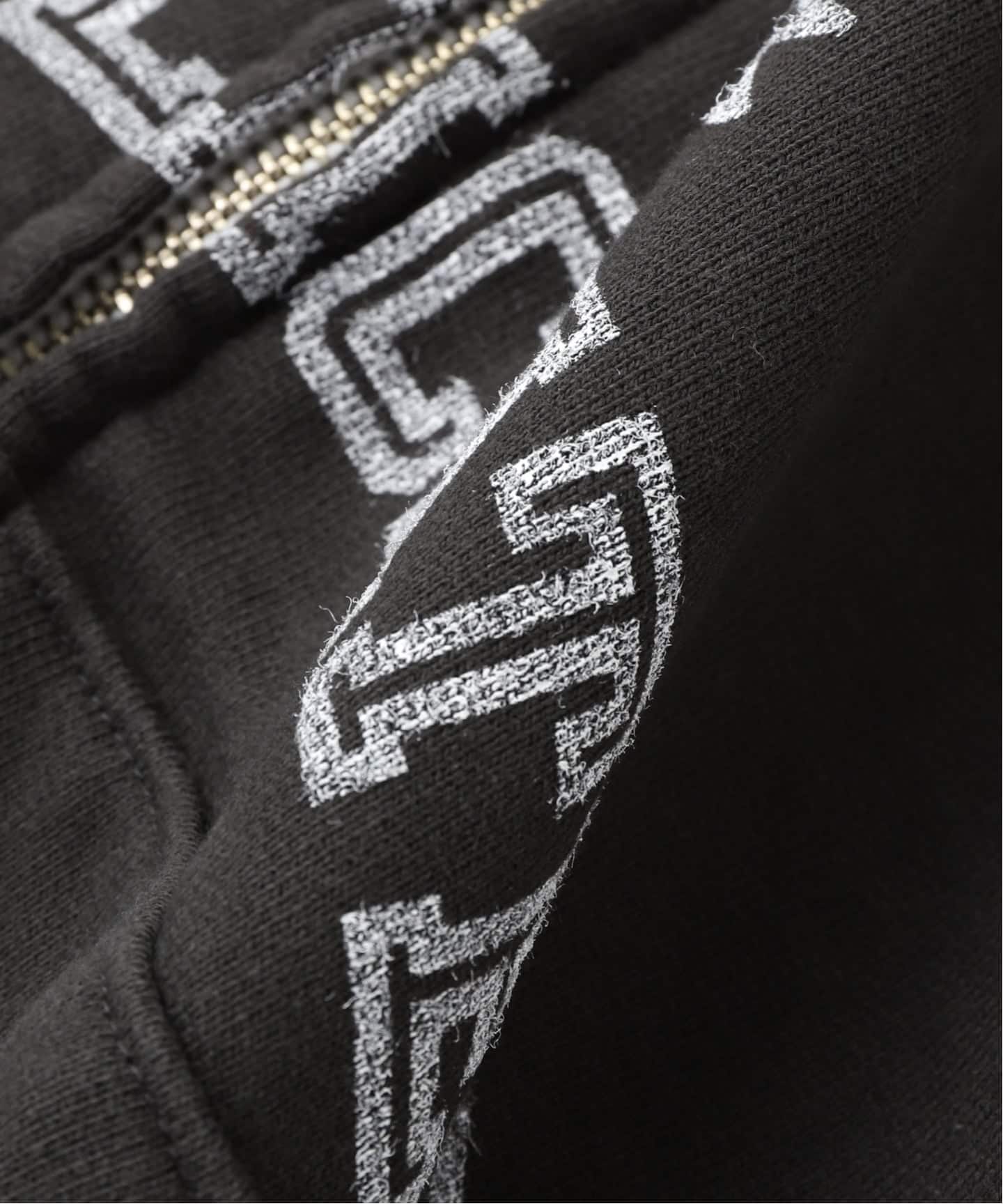 SimplyComplicated/シンプリーコンプリケイテッド COLLEGE ZIP HOODIE