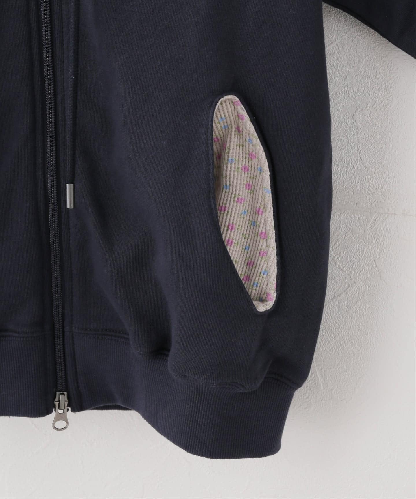 Geek Office / ギークオフィス】COYSEIO / FLOWER POINT ZIP-UP HOODIE