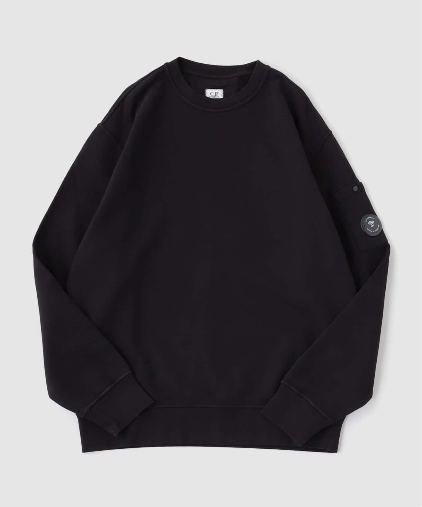 ひ*ん様 C.P. Company ブラック スウェット C.P.Company / シーピーカンパニー SWSHRT C NECK BRS EMZ DIAG FLC