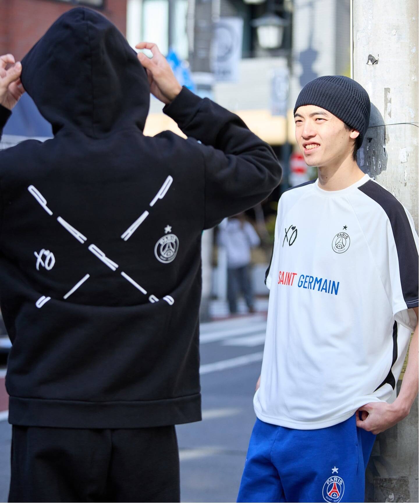 山P着用　PSG × JORDAN　パーカー パリサンジェルマン M Paris Saint-Germain / パリ・サン＝ジェルマン】PSG X XO HOODIE