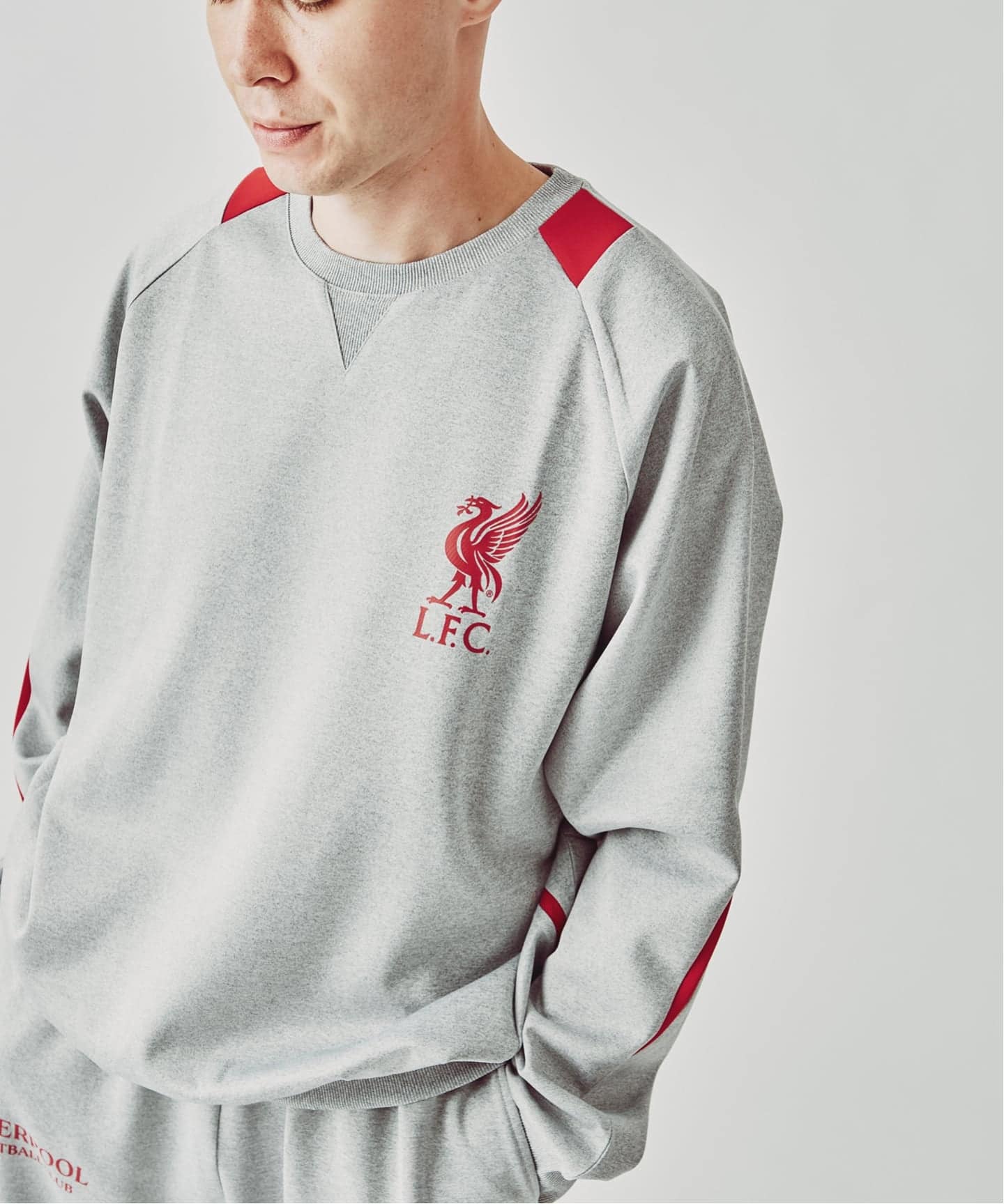 Liverpool FC｜リバプールエフシーのトップス（メンズ）の公式通販